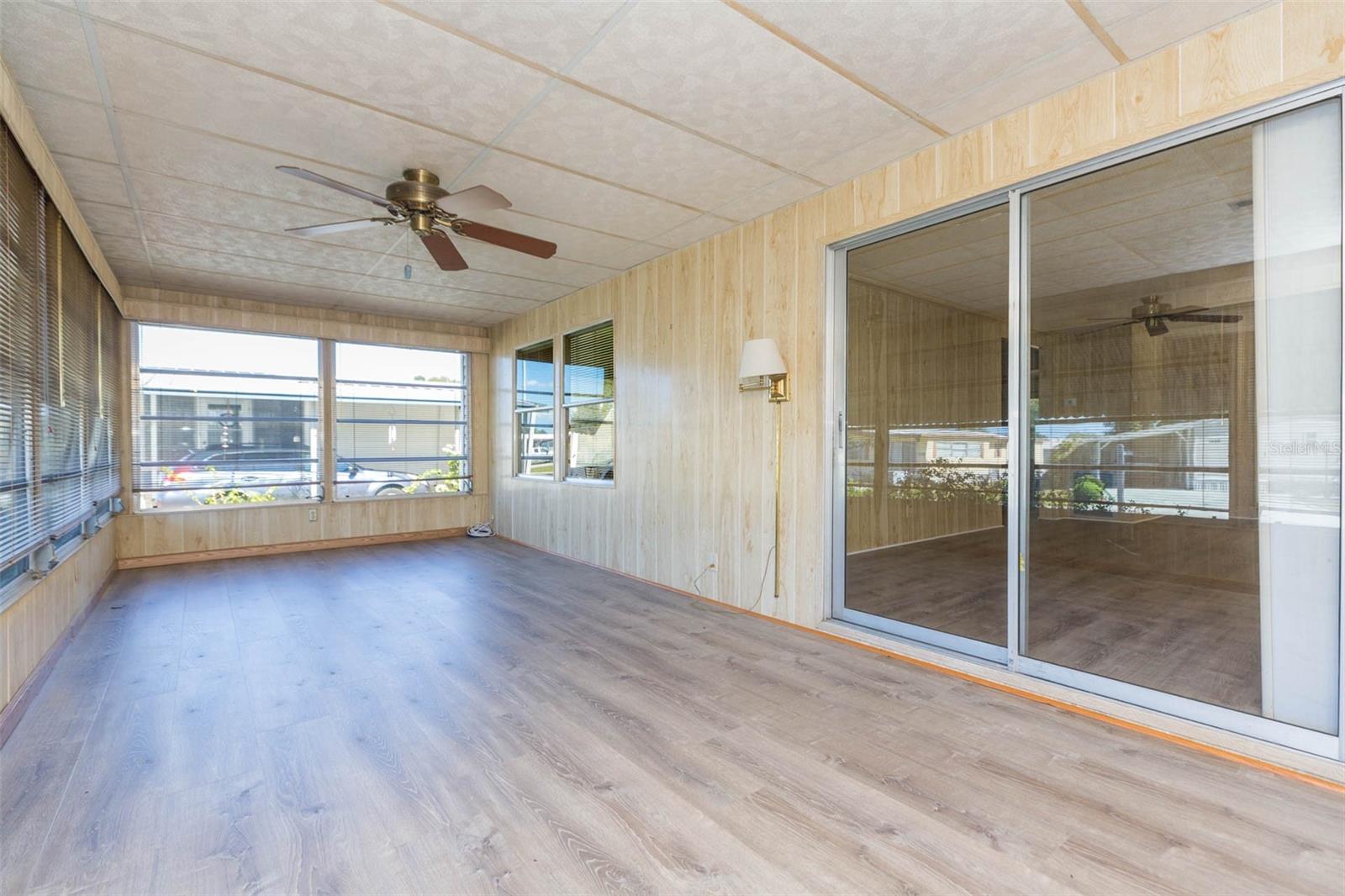 3542 CASTLE DR, ZEPHYRHILLS, FL, 33540