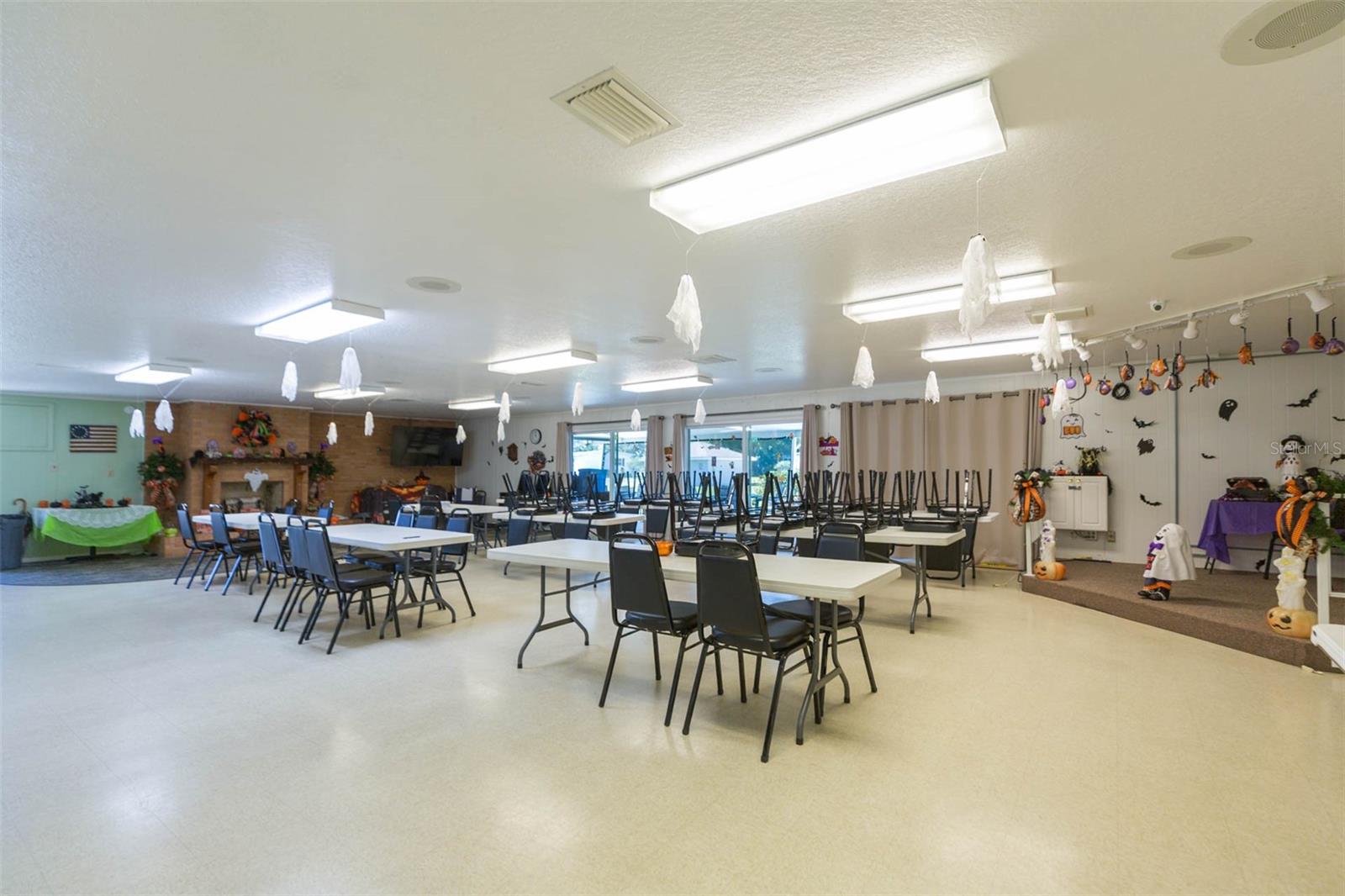 3542 CASTLE DR, ZEPHYRHILLS, FL, 33540