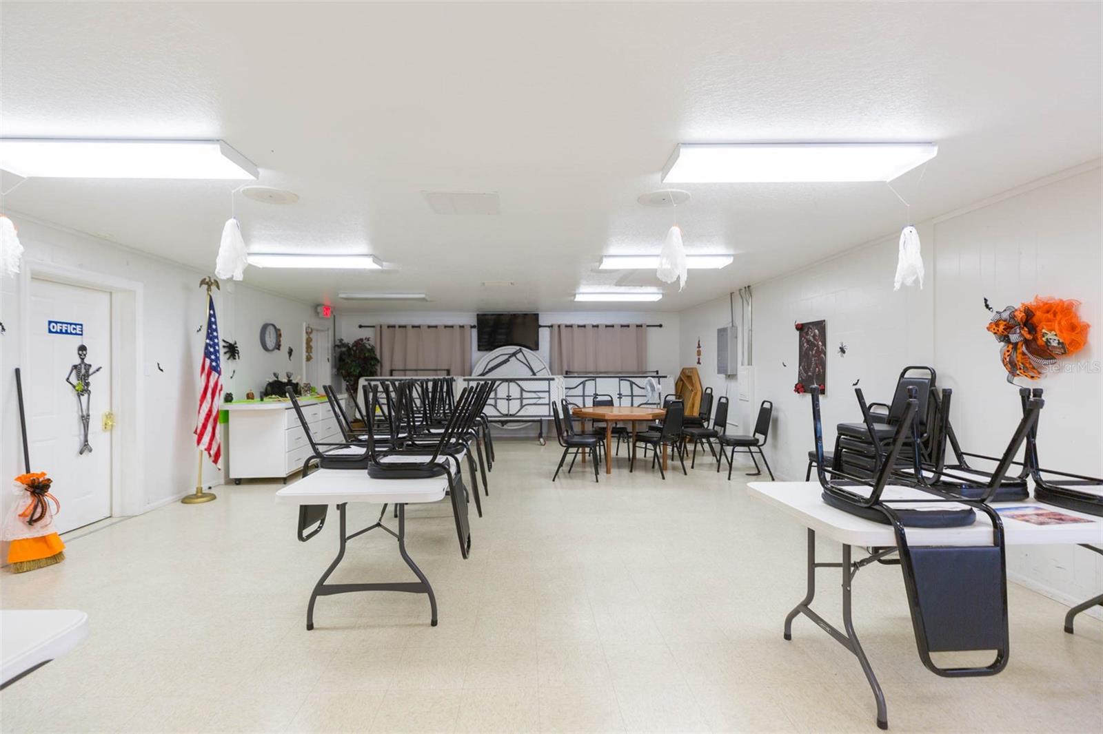 3542 CASTLE DR, ZEPHYRHILLS, FL, 33540