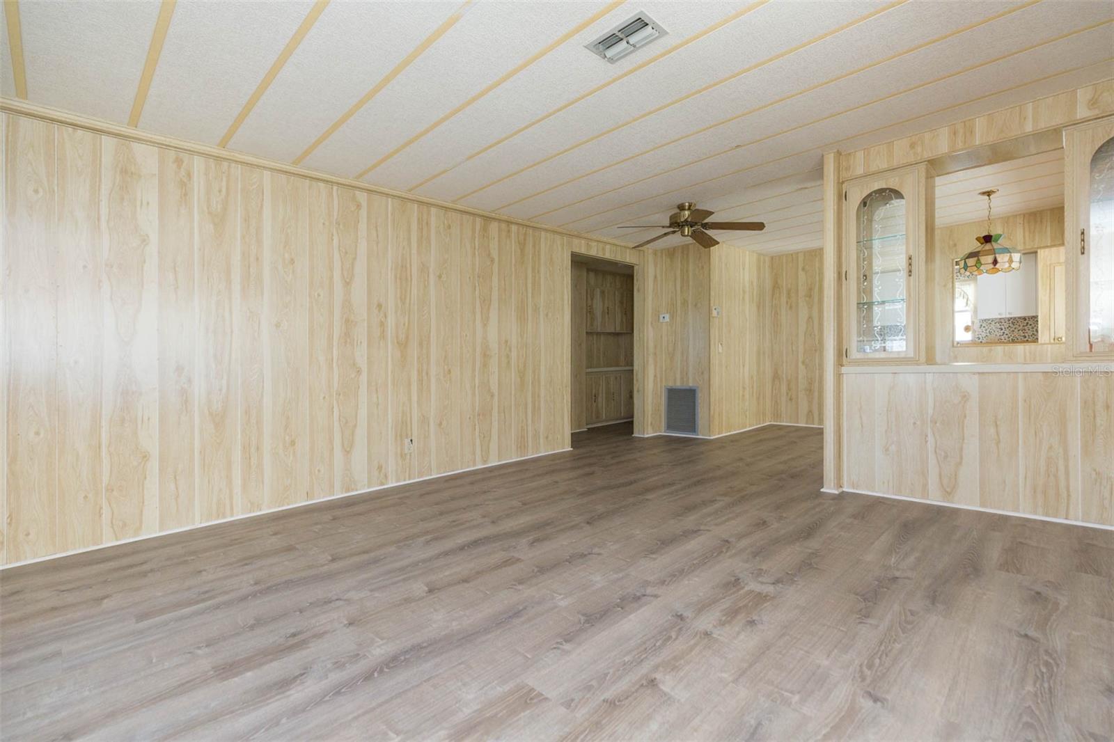 3542 CASTLE DR, ZEPHYRHILLS, FL, 33540