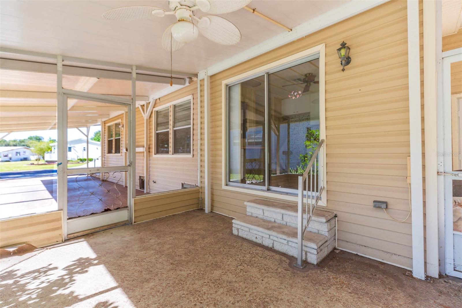 3542 CASTLE DR, ZEPHYRHILLS, FL, 33540