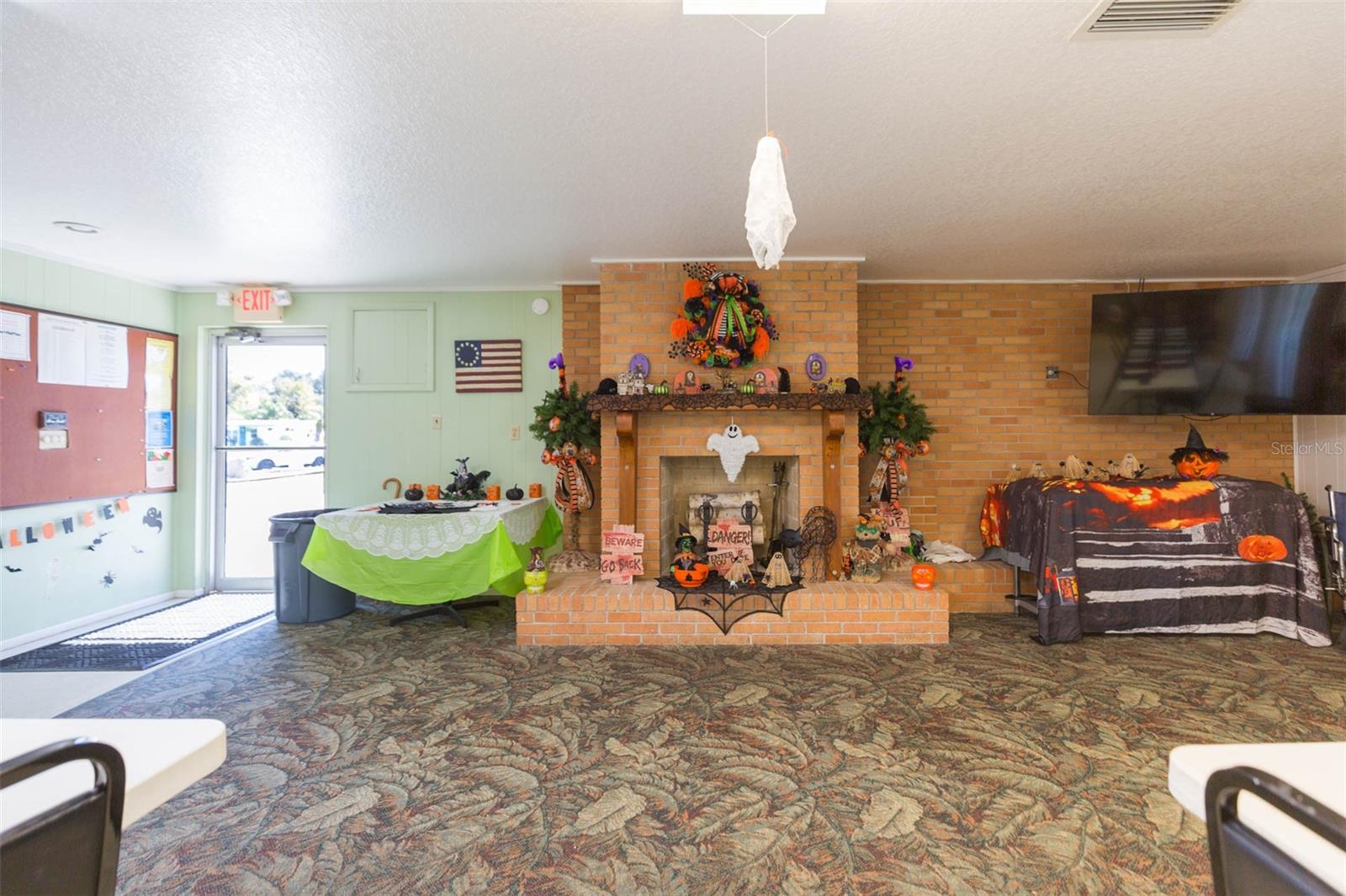 3542 CASTLE DR, ZEPHYRHILLS, FL, 33540