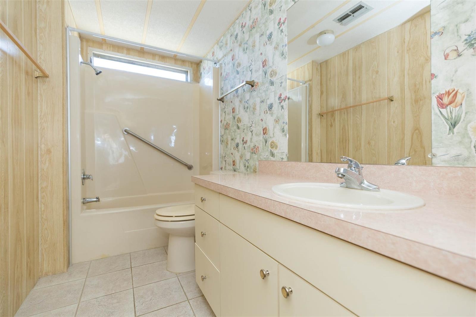 3542 CASTLE DR, ZEPHYRHILLS, FL, 33540