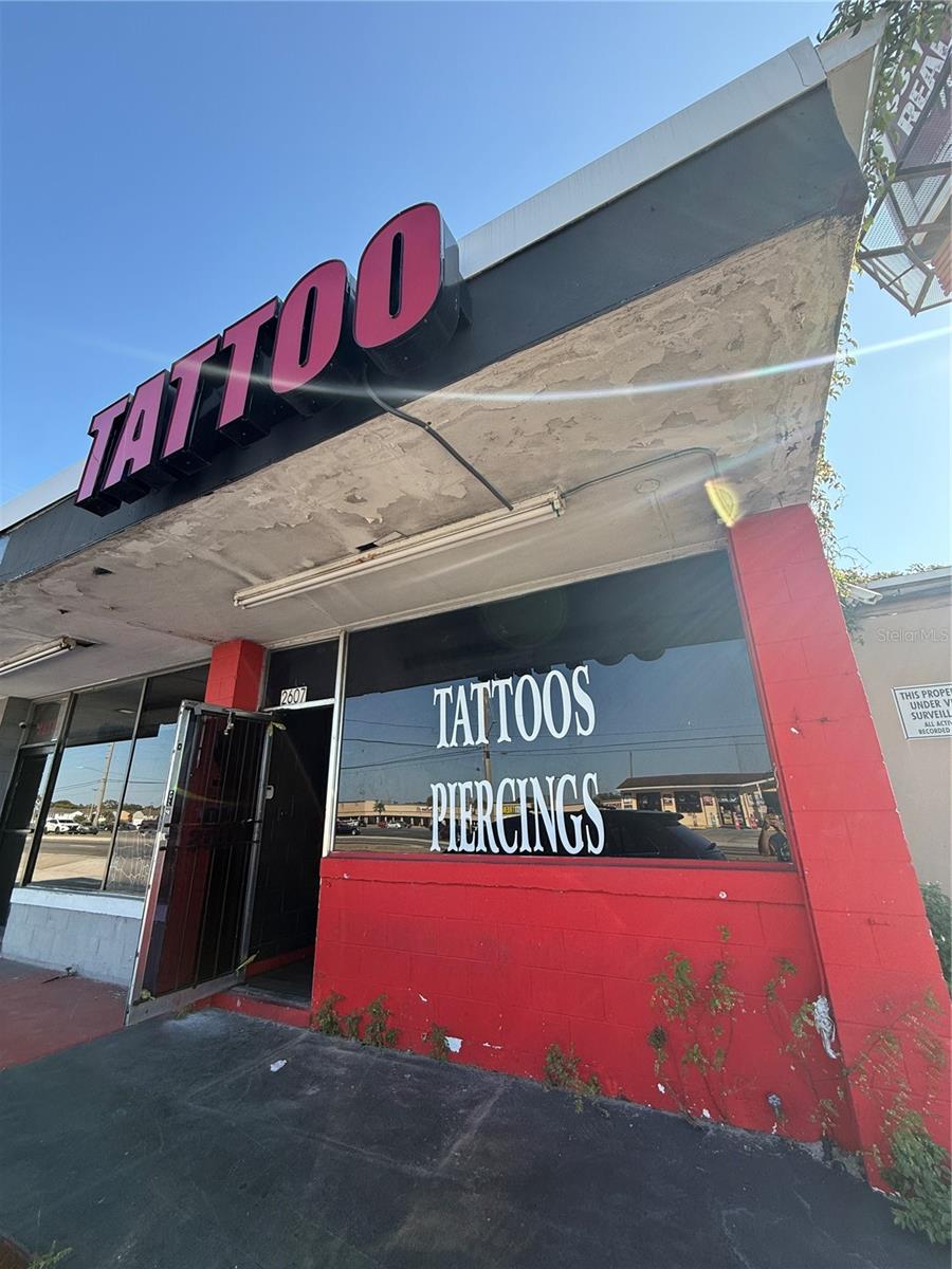 2607 N PINE HILLS RD, ORLANDO, FL, 32808