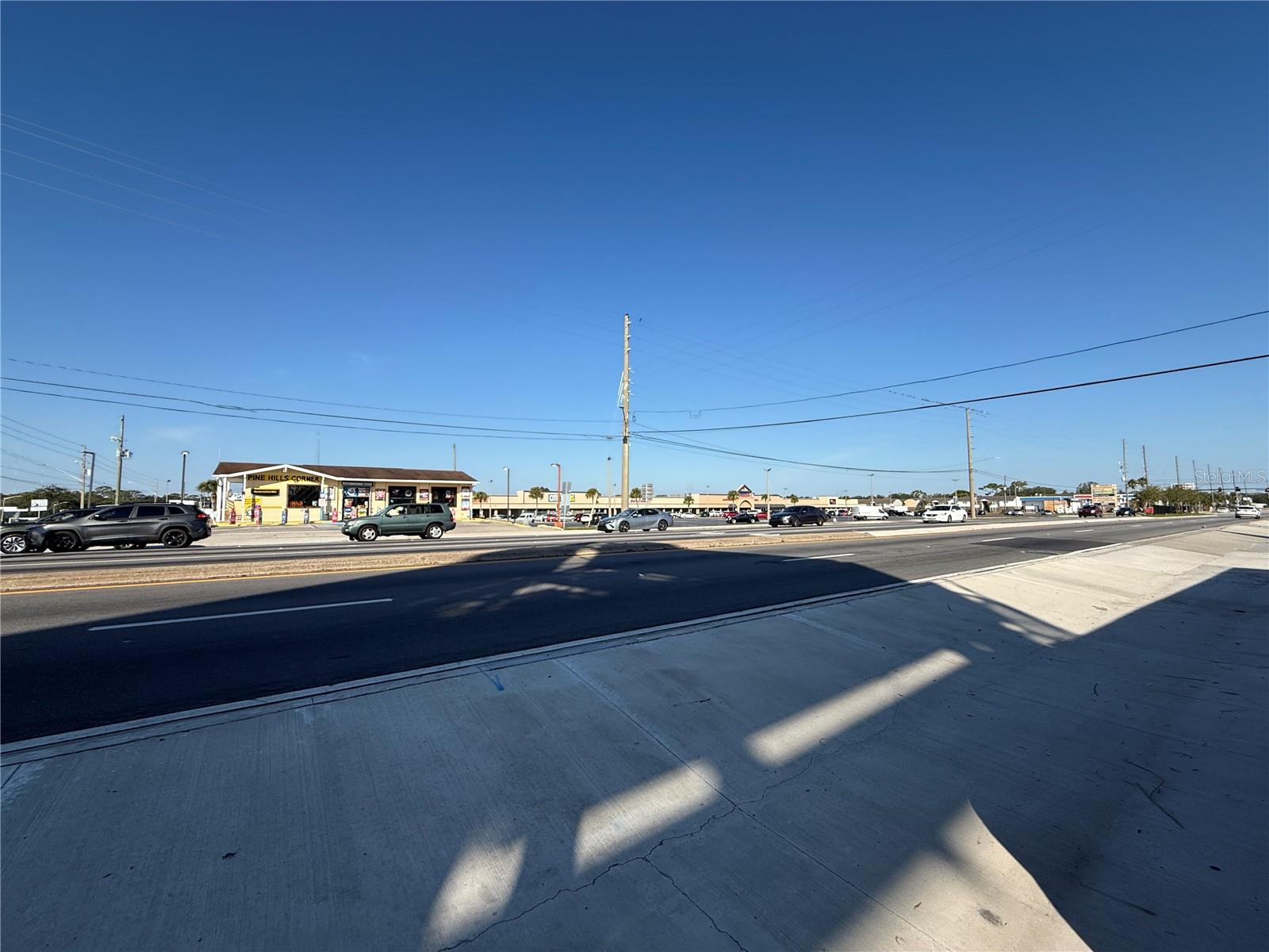 2607 N PINE HILLS RD, ORLANDO, FL, 32808