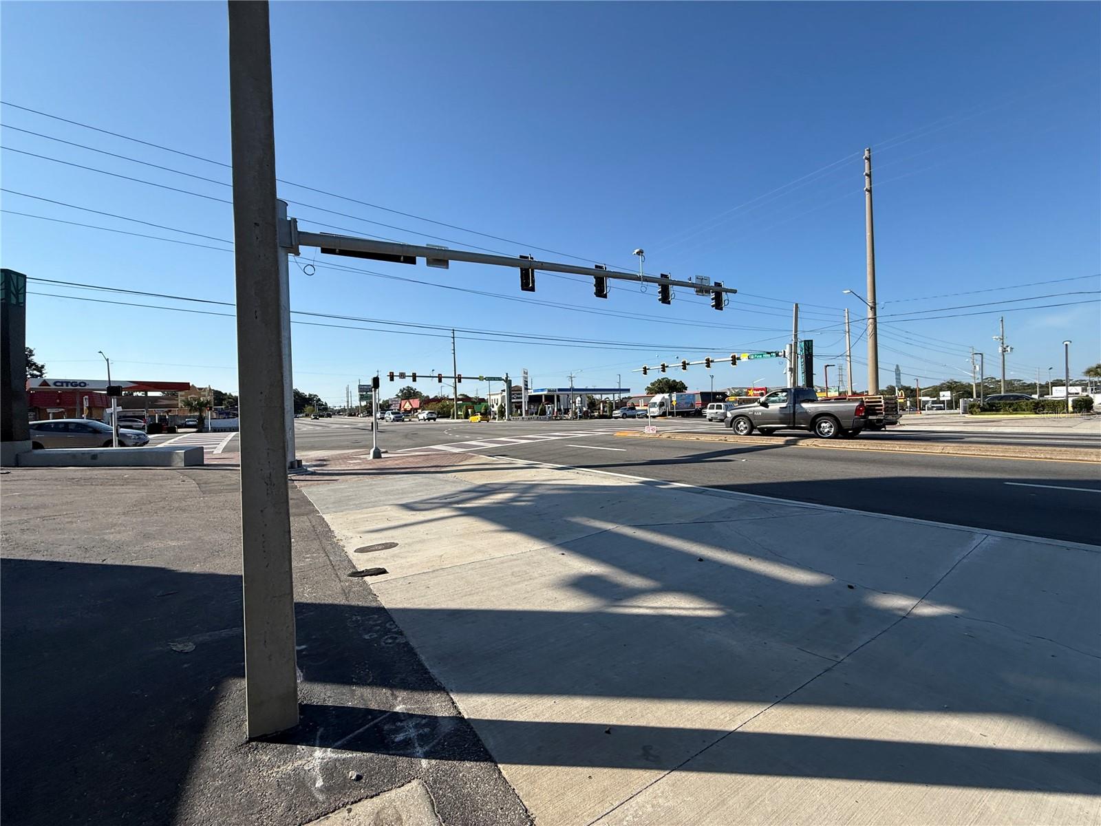 2607 N PINE HILLS RD, ORLANDO, FL, 32808