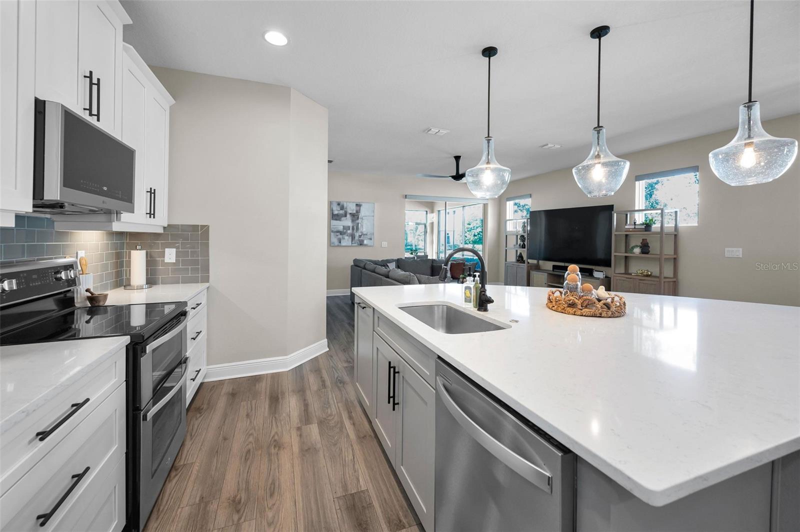 2315 SUNSET WIND LOOP, OLDSMAR, FL, 34677