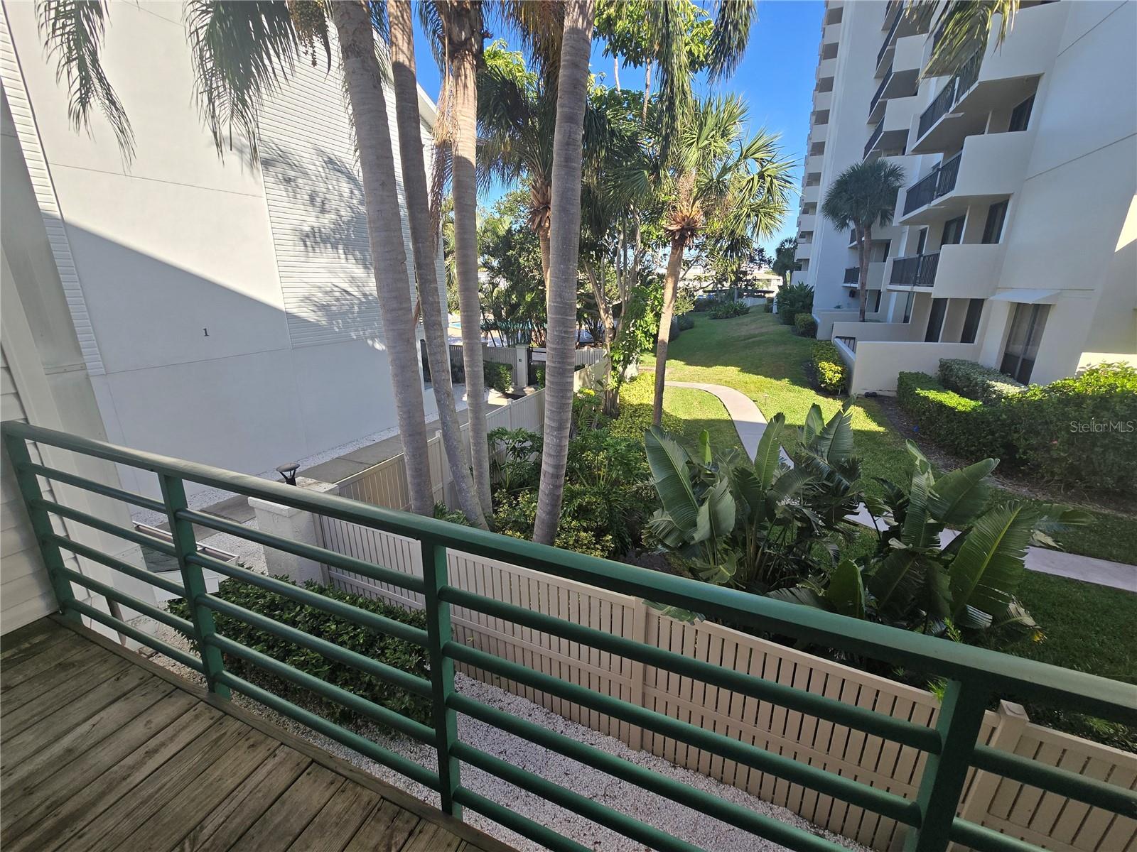 320 ISLAND WAY #106, CLEARWATER BEACH, FL, 33767