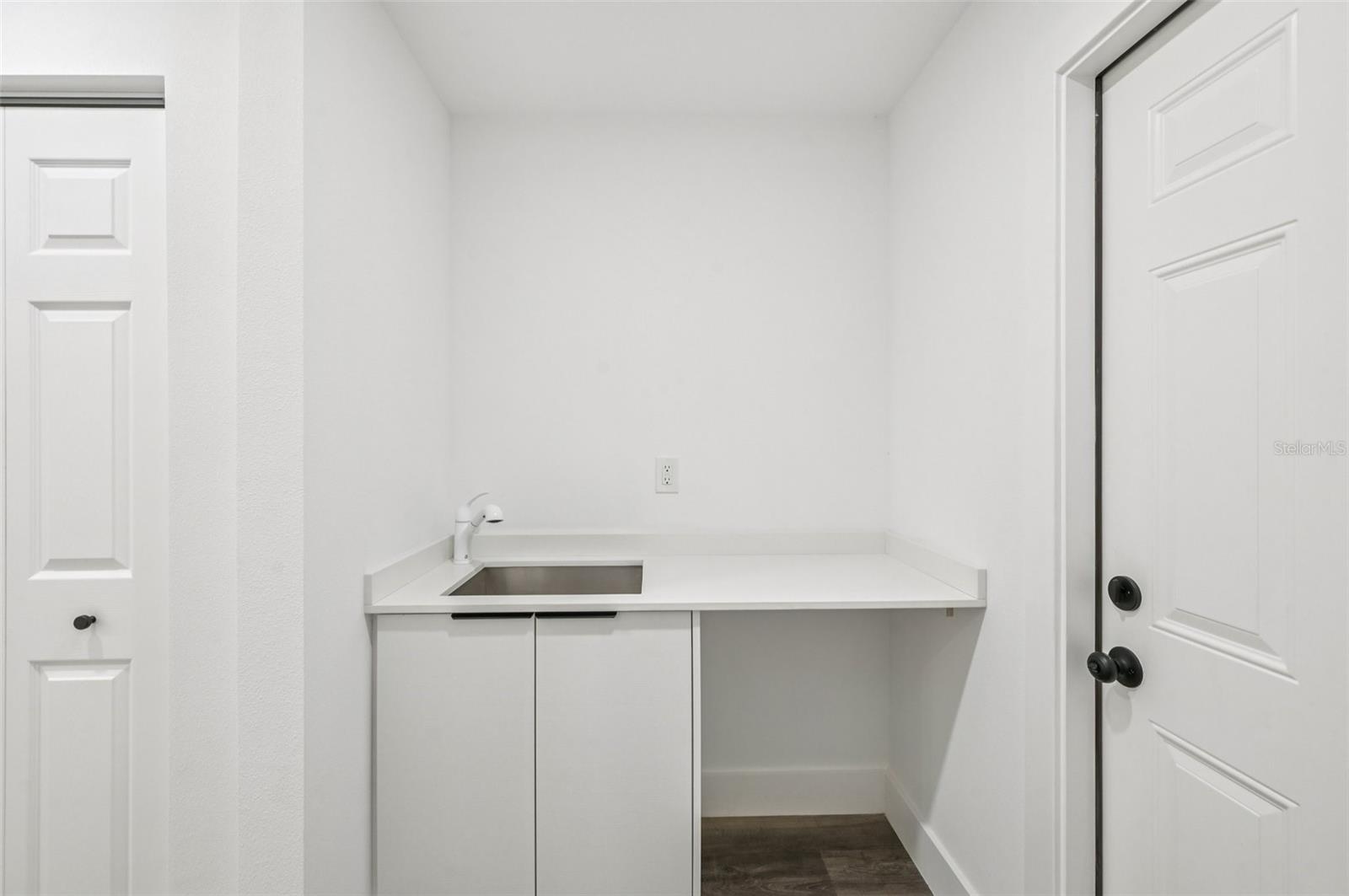 15468 CHAMBERLAIN BLVD, PORT CHARLOTTE, FL, 33953