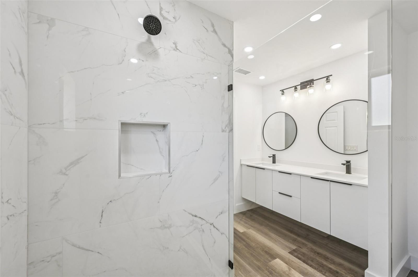 15468 CHAMBERLAIN BLVD, PORT CHARLOTTE, FL, 33953