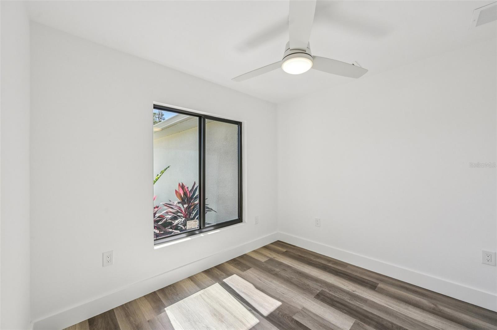 15468 CHAMBERLAIN BLVD, PORT CHARLOTTE, FL, 33953