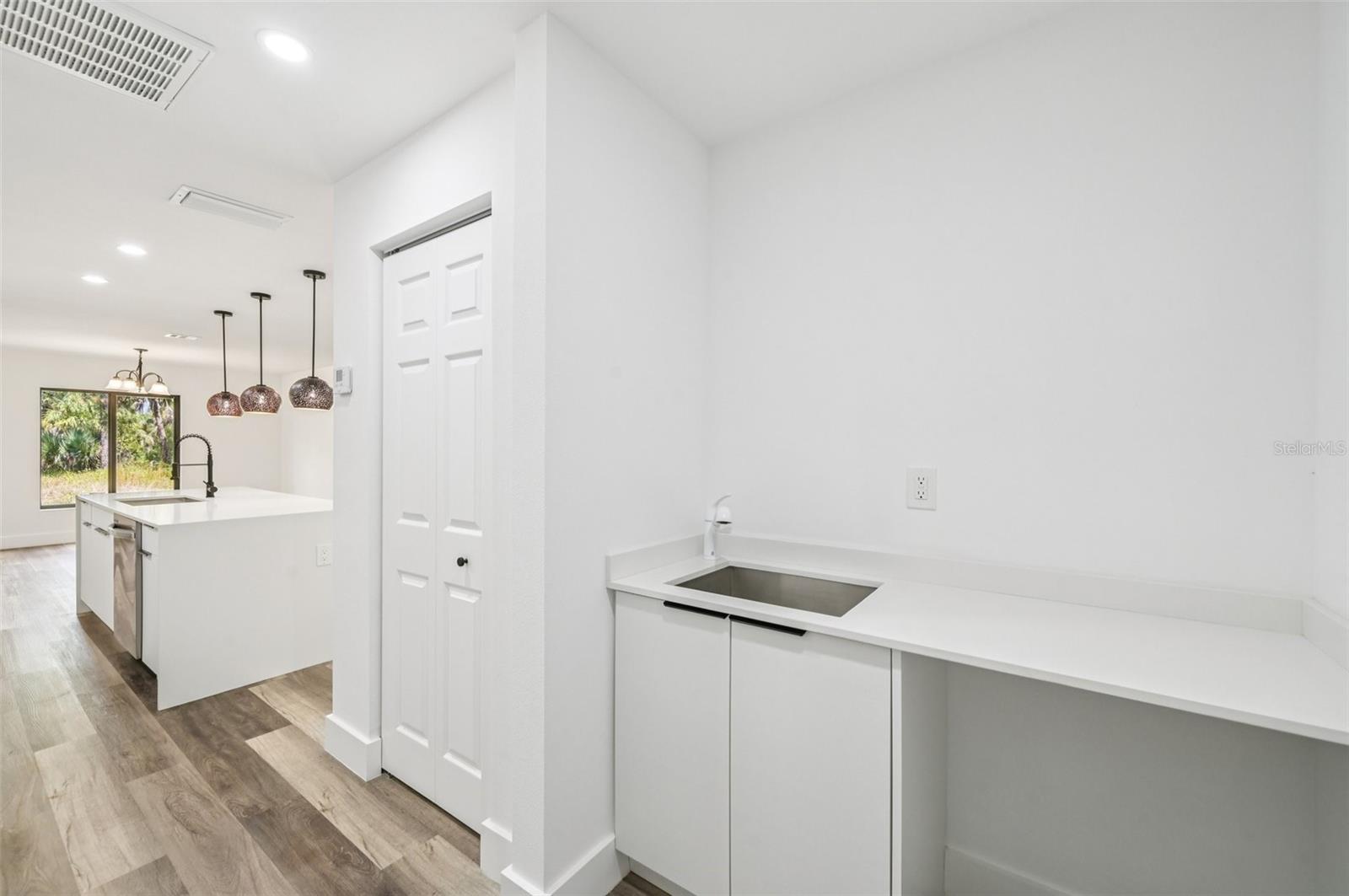 15468 CHAMBERLAIN BLVD, PORT CHARLOTTE, FL, 33953