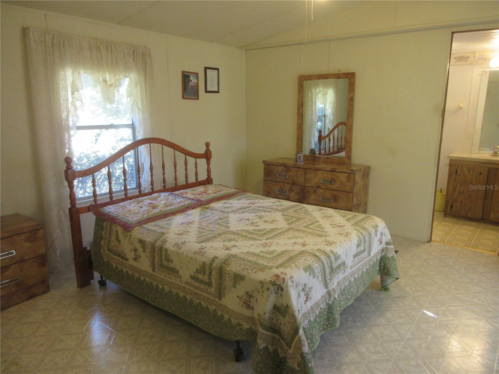 11570 NE 19TH ST, SILVER SPRINGS, FL, 34488