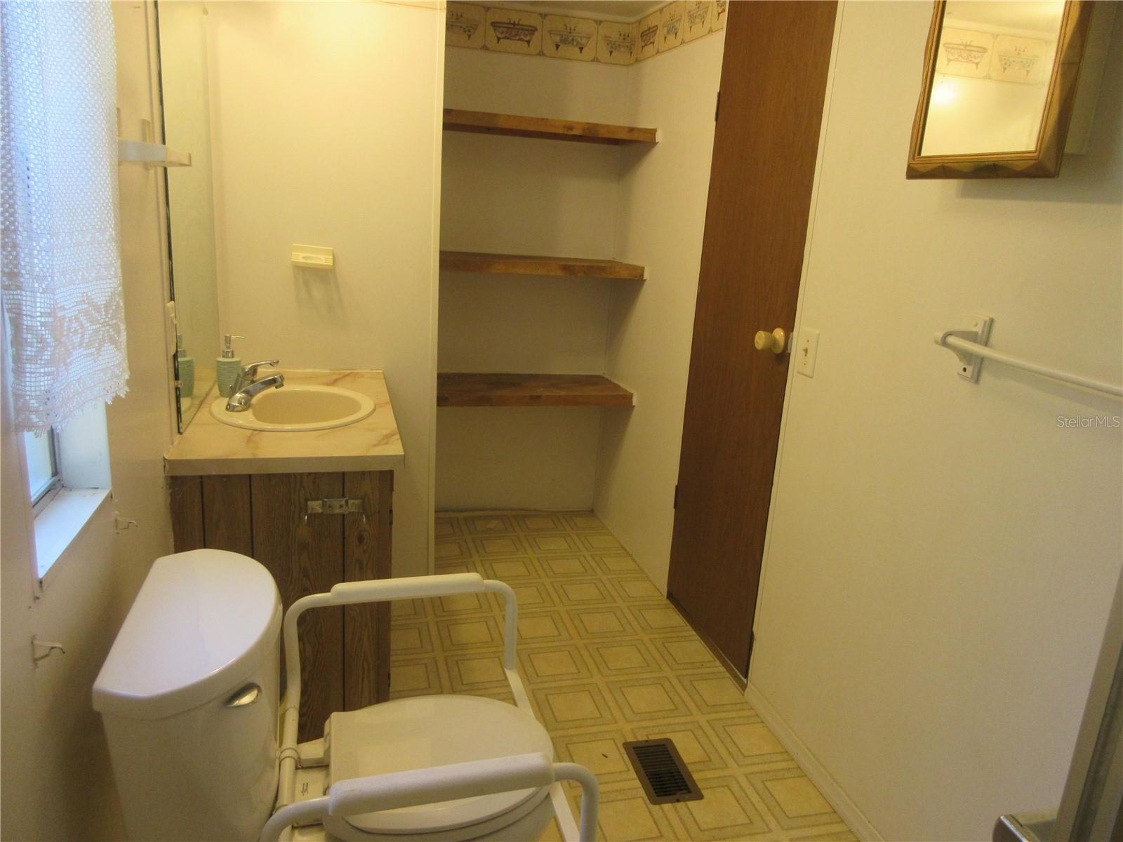 11570 NE 19TH ST, SILVER SPRINGS, FL, 34488