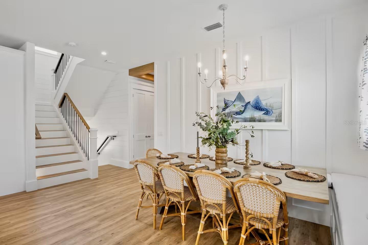 2105 AVENUE C, BRADENTON BEACH, FL, 34217