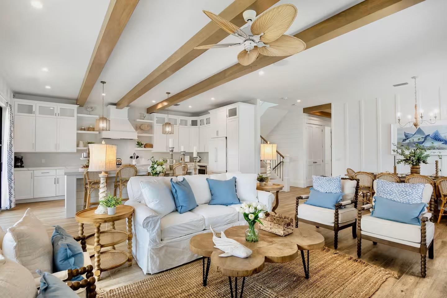 2105 AVENUE C, BRADENTON BEACH, FL, 34217