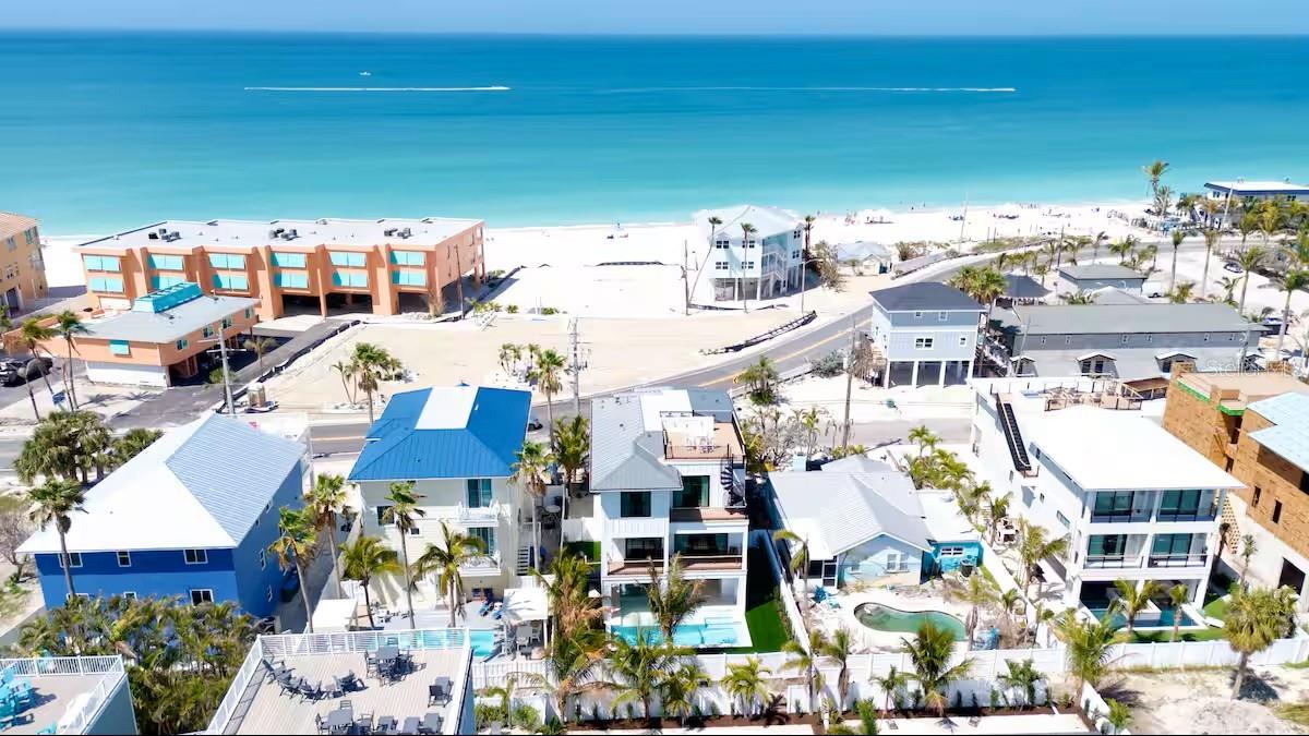 2105 AVENUE C, BRADENTON BEACH, FL, 34217