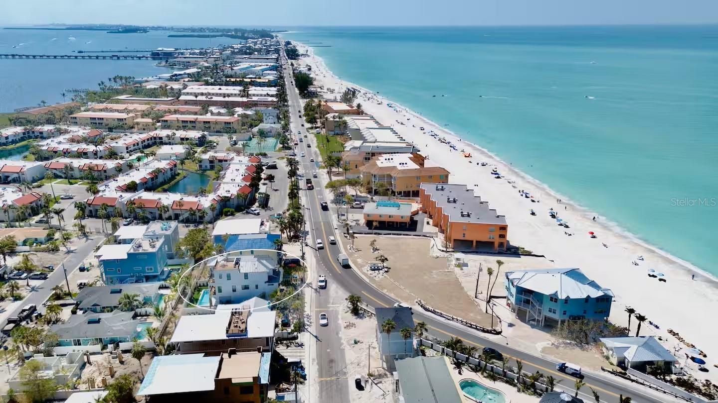 2105 AVENUE C, BRADENTON BEACH, FL, 34217