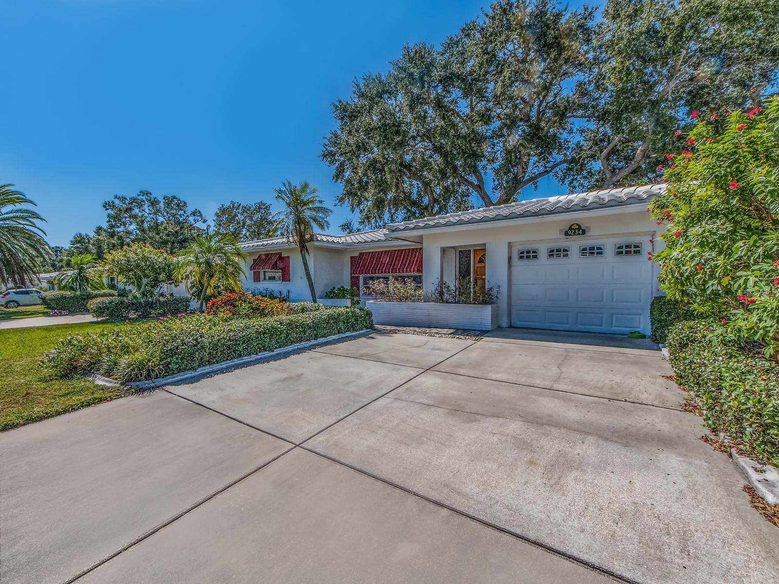 9234 141ST ST, SEMINOLE, FL, 33776