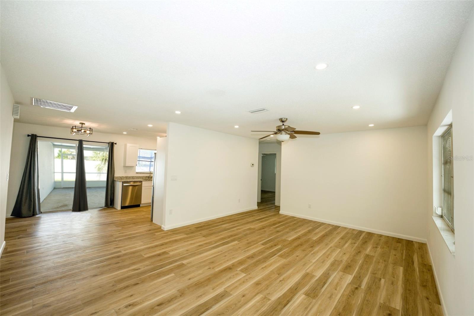 391 GULF BREEZE BLVD, VENICE, FL, 34293