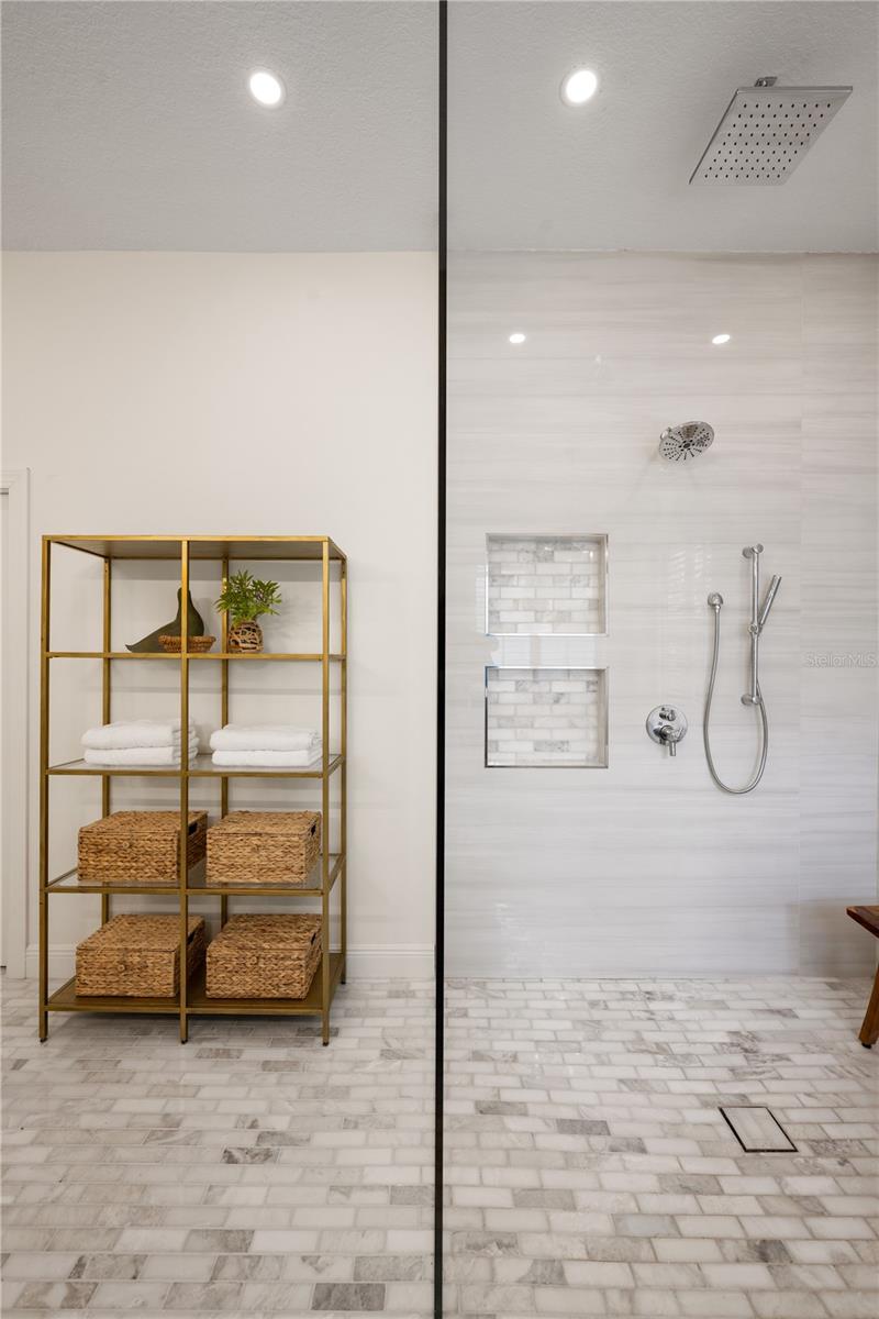 6047 BLAKEFORD DR, WINDERMERE, FL, 34786