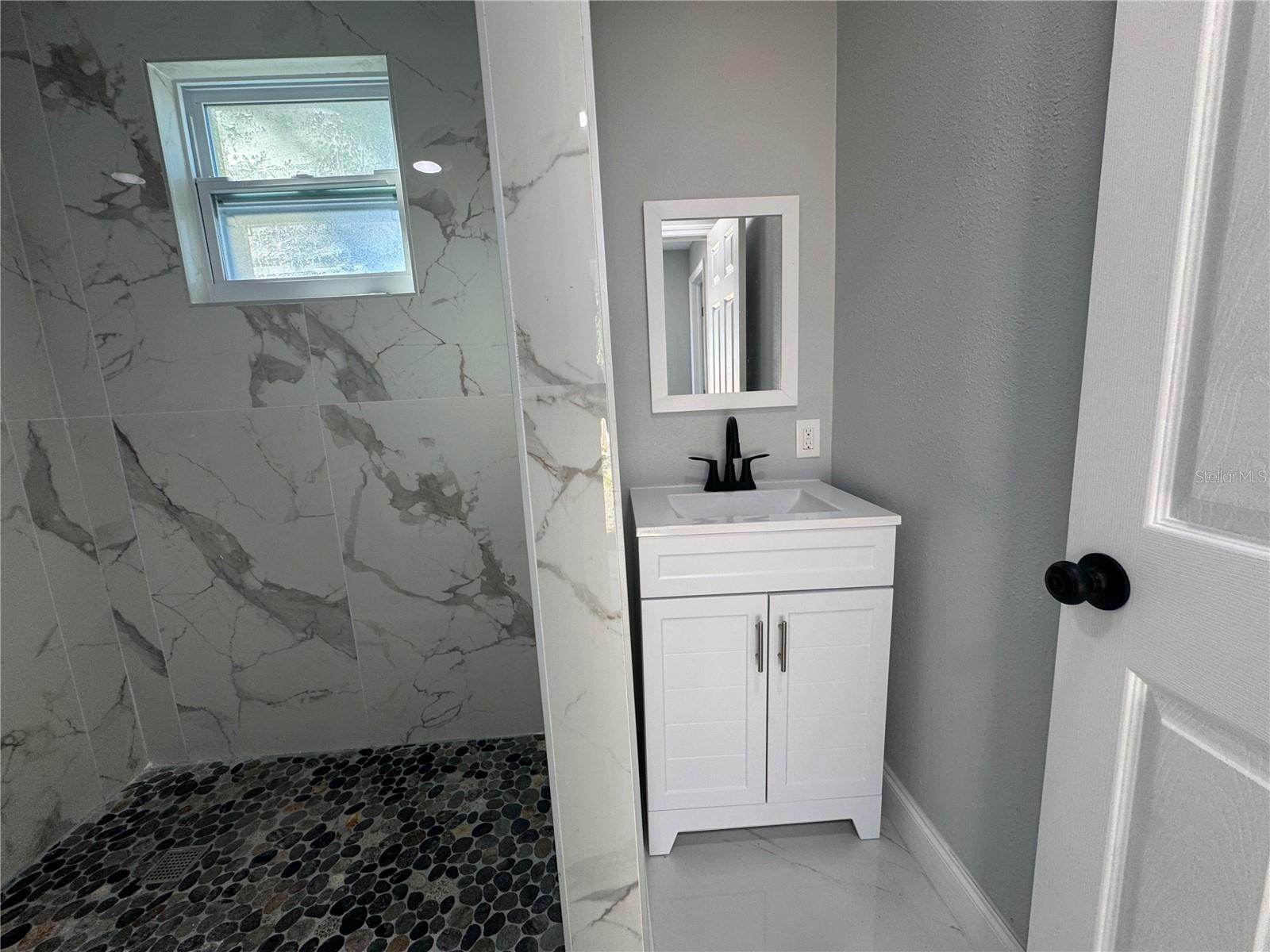 5504 60TH WAY N #B, ST PETERSBURG, FL, 33709