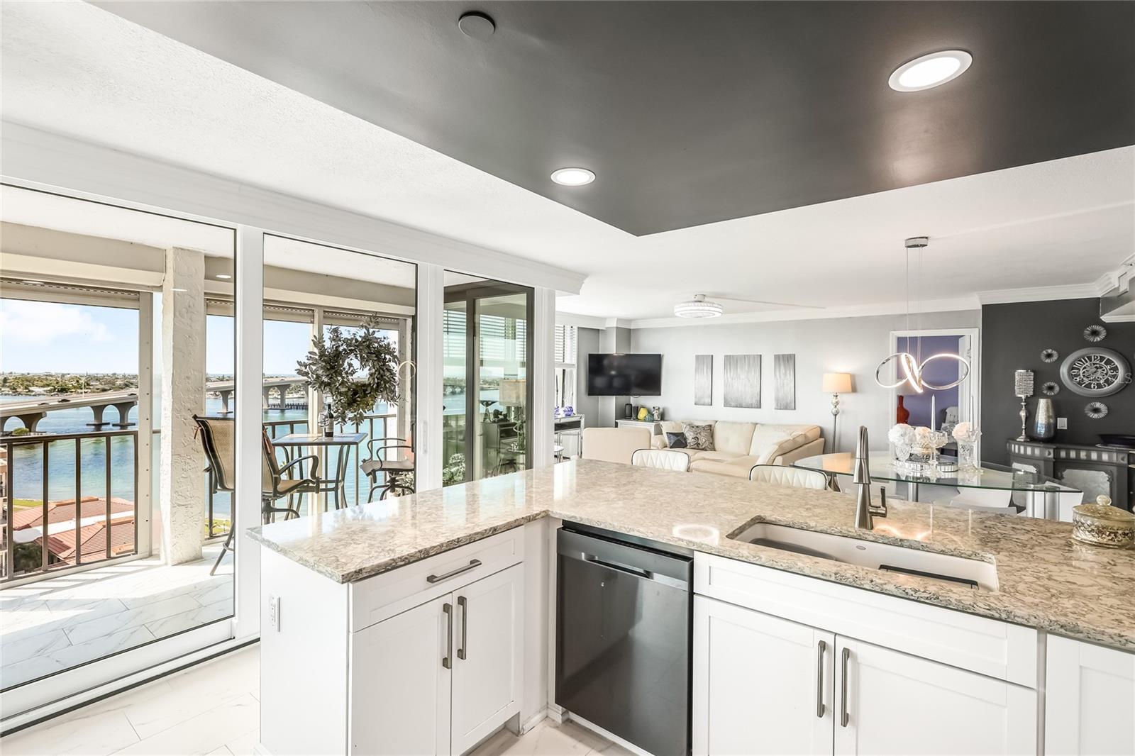 6265 SUN BLVD #1004, ST PETERSBURG, FL, 33715