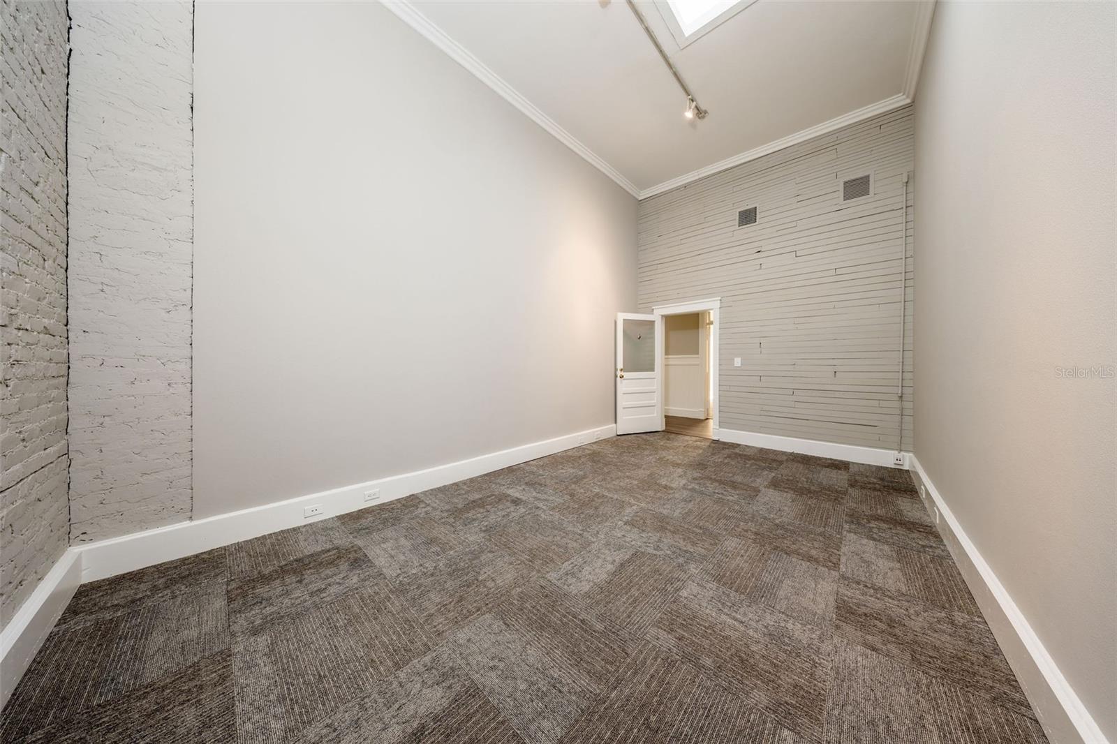 121 E 1ST ST #101, SANFORD, FL, 32771