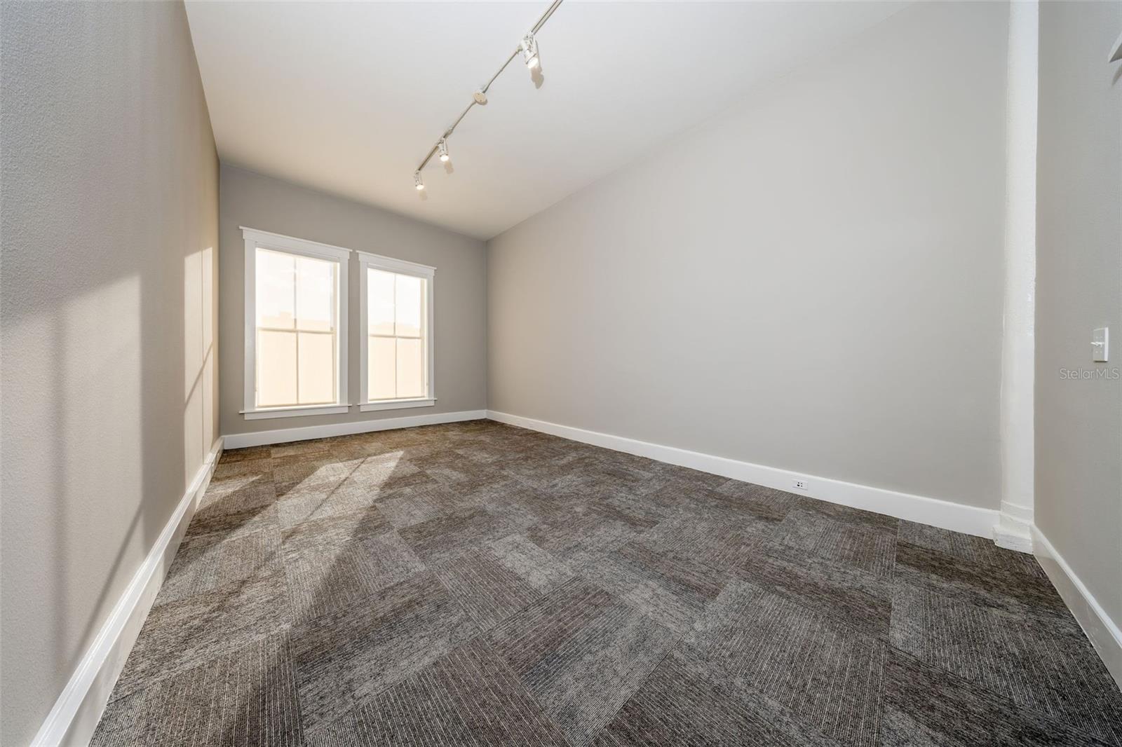 121 E 1ST ST #101, SANFORD, FL, 32771