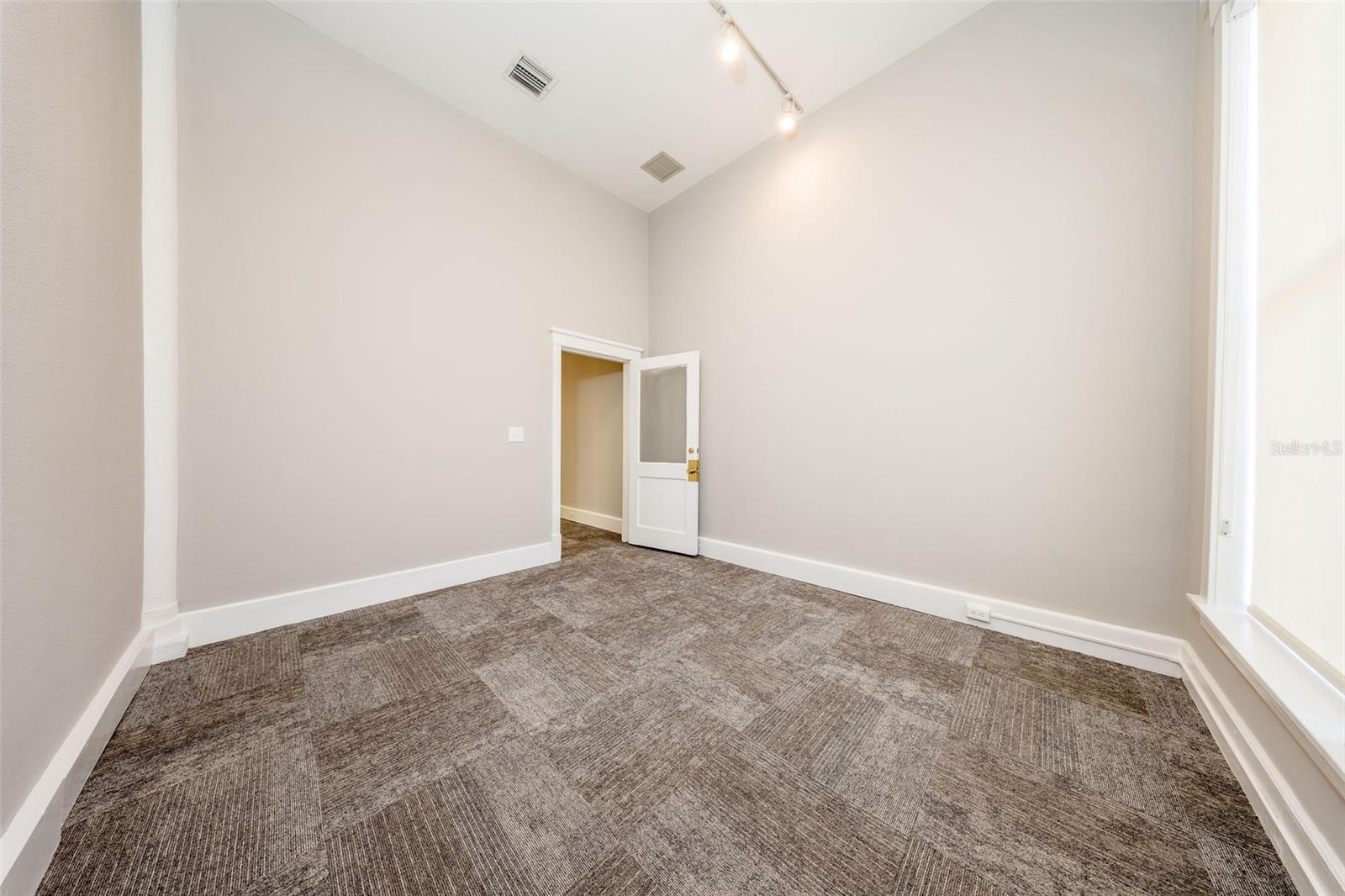 121 E 1ST ST #101, SANFORD, FL, 32771