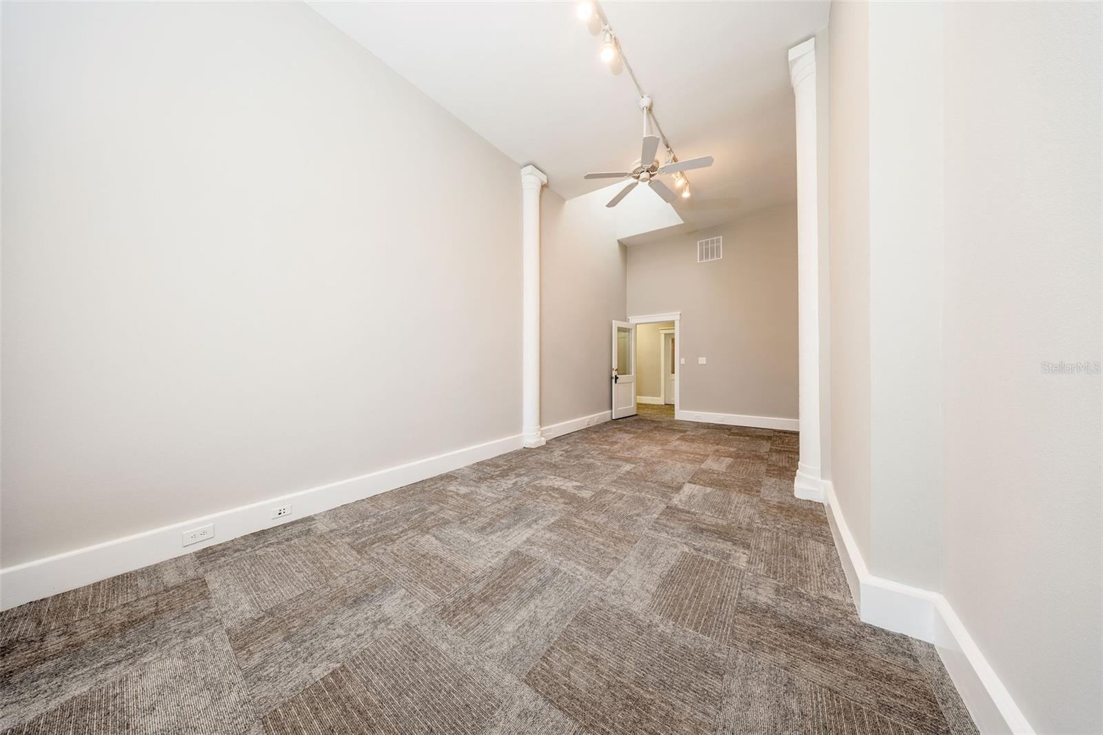 121 E 1ST ST #101, SANFORD, FL, 32771