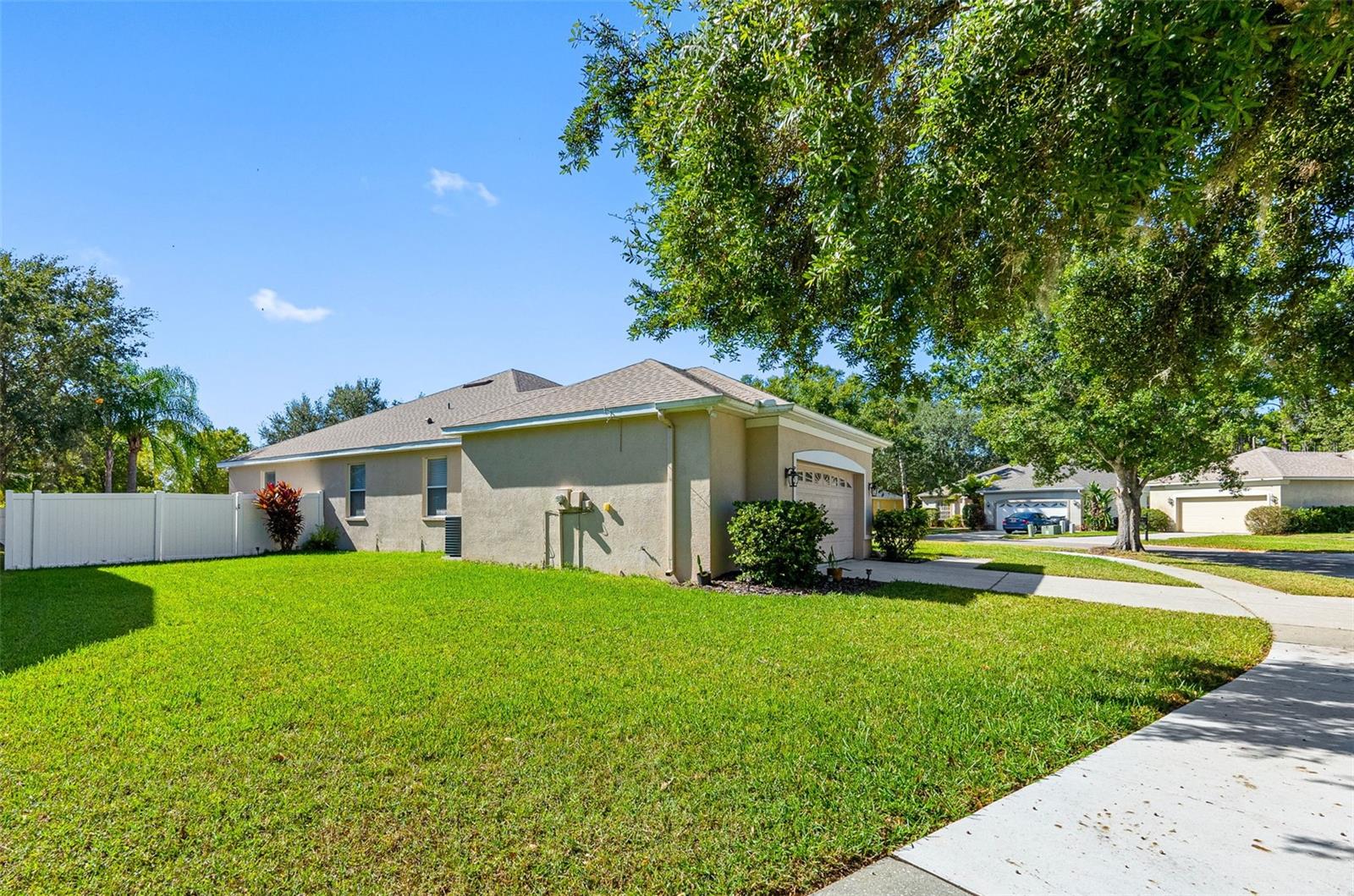11749 SUMMER SPRINGS DR, RIVERVIEW, FL, 33579