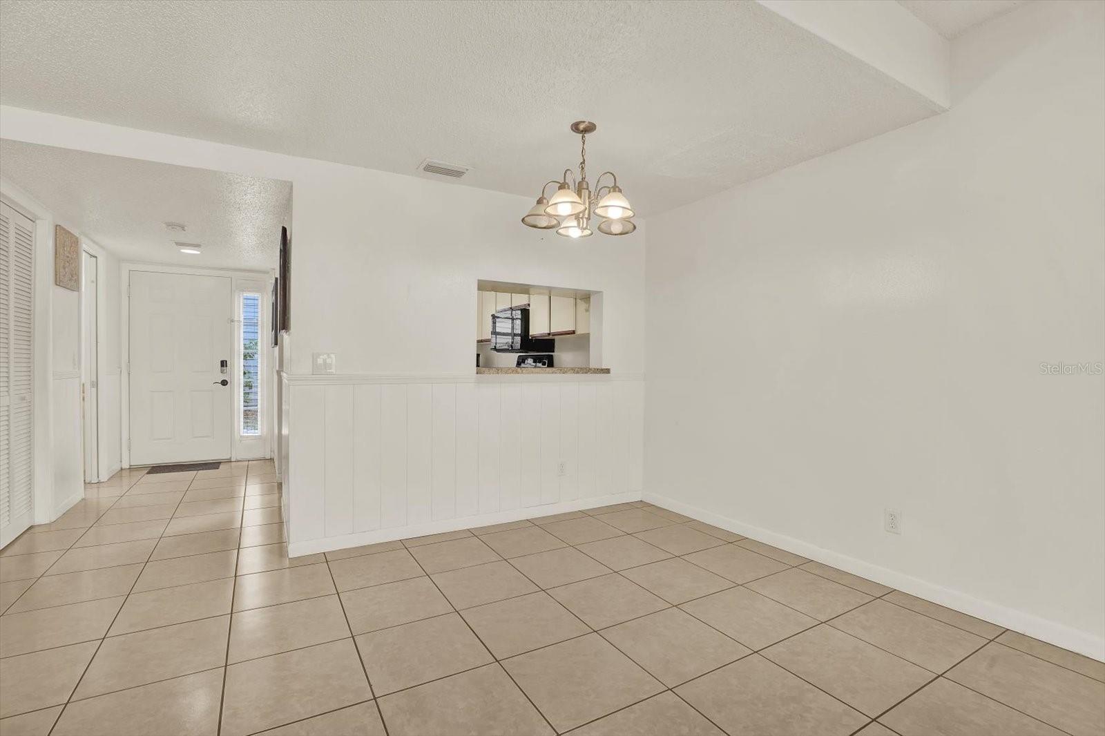 1910 W SLIGH AVE #D104, TAMPA, FL, 33604