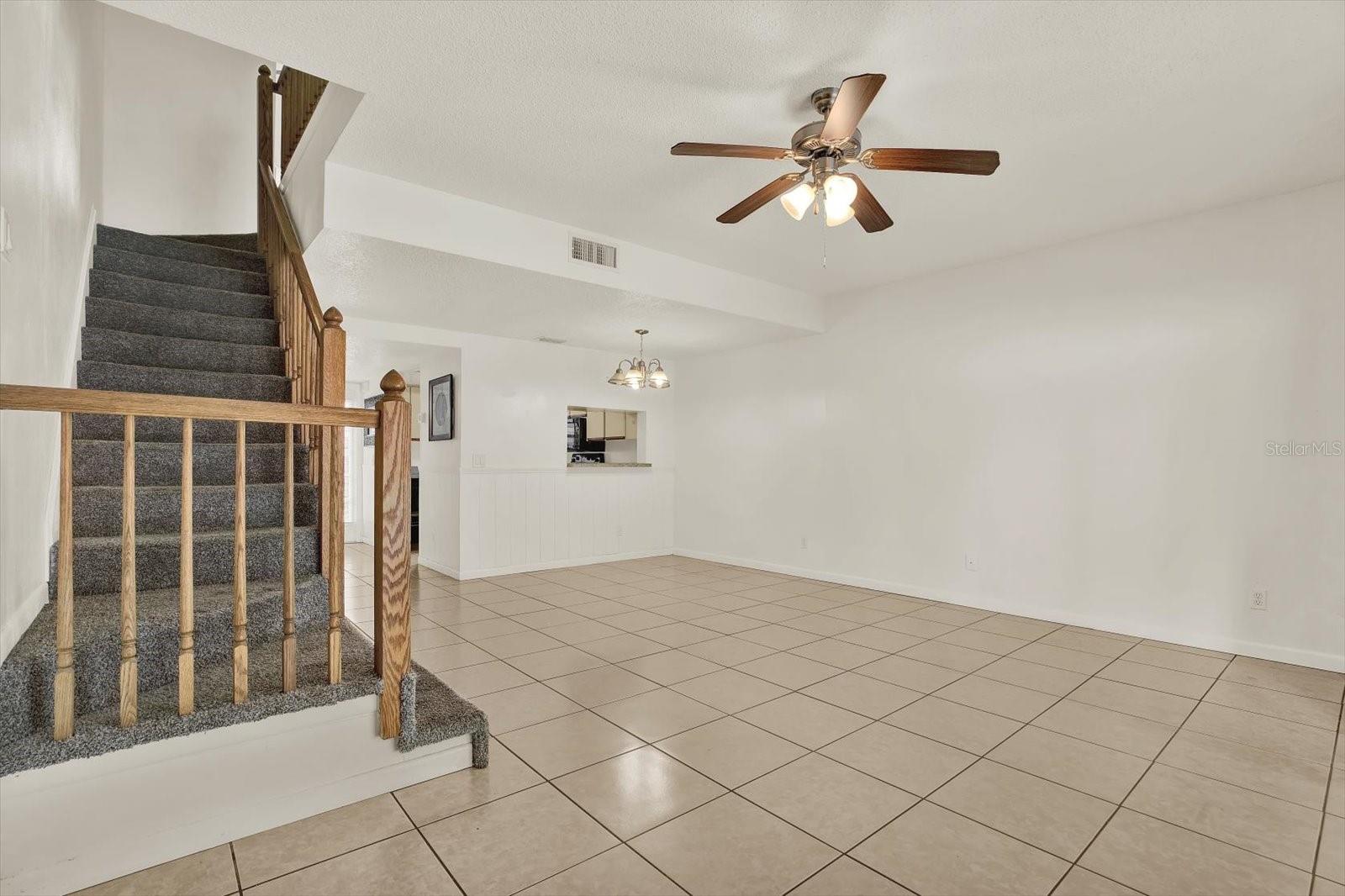 1910 W SLIGH AVE #D104, TAMPA, FL, 33604