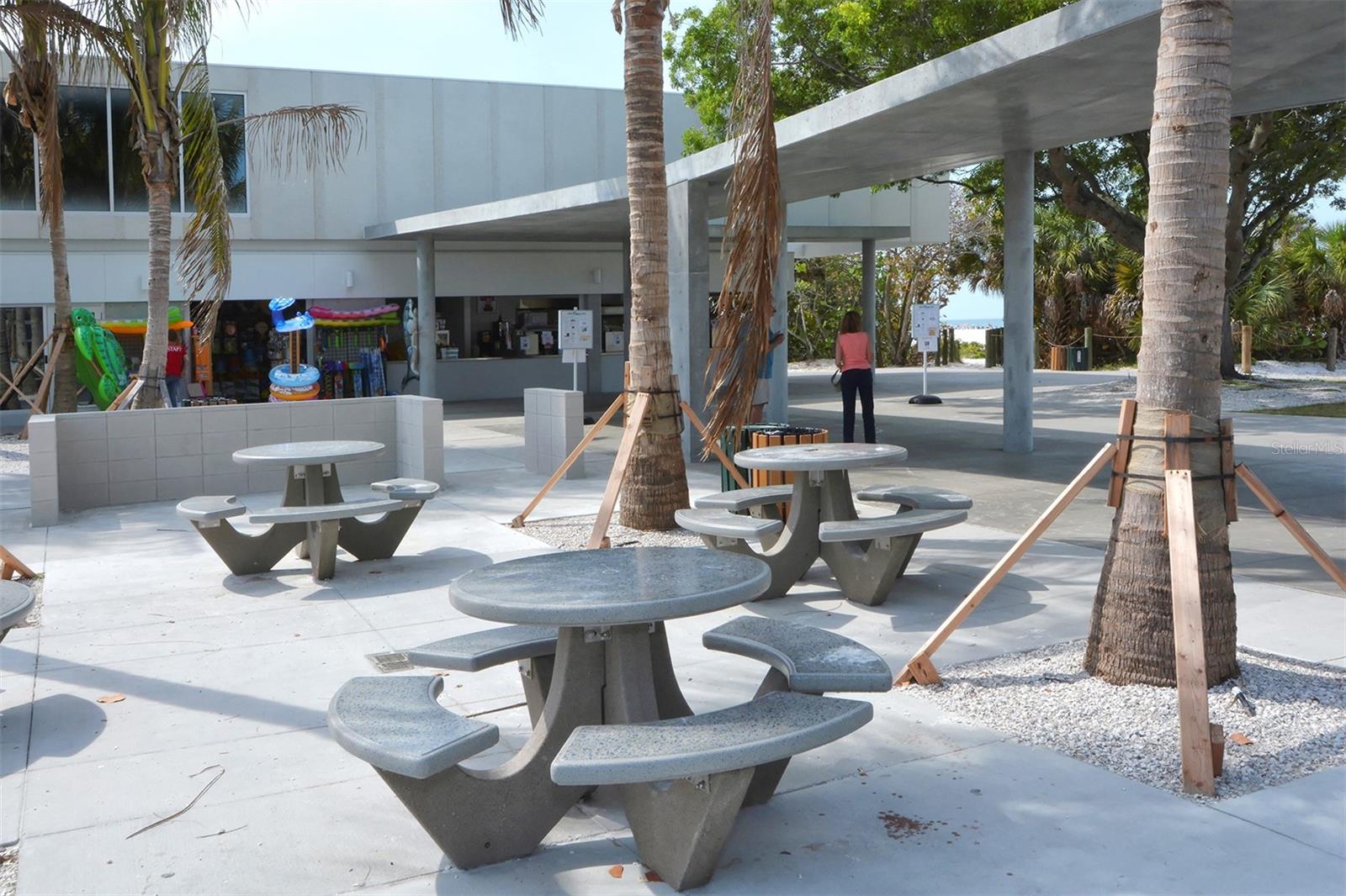 925 BEACH RD #311, SARASOTA, FL, 34242