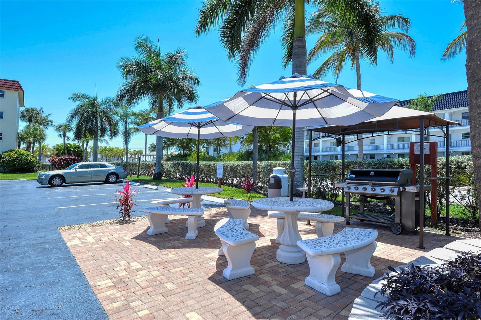 925 BEACH RD #311, SARASOTA, FL, 34242