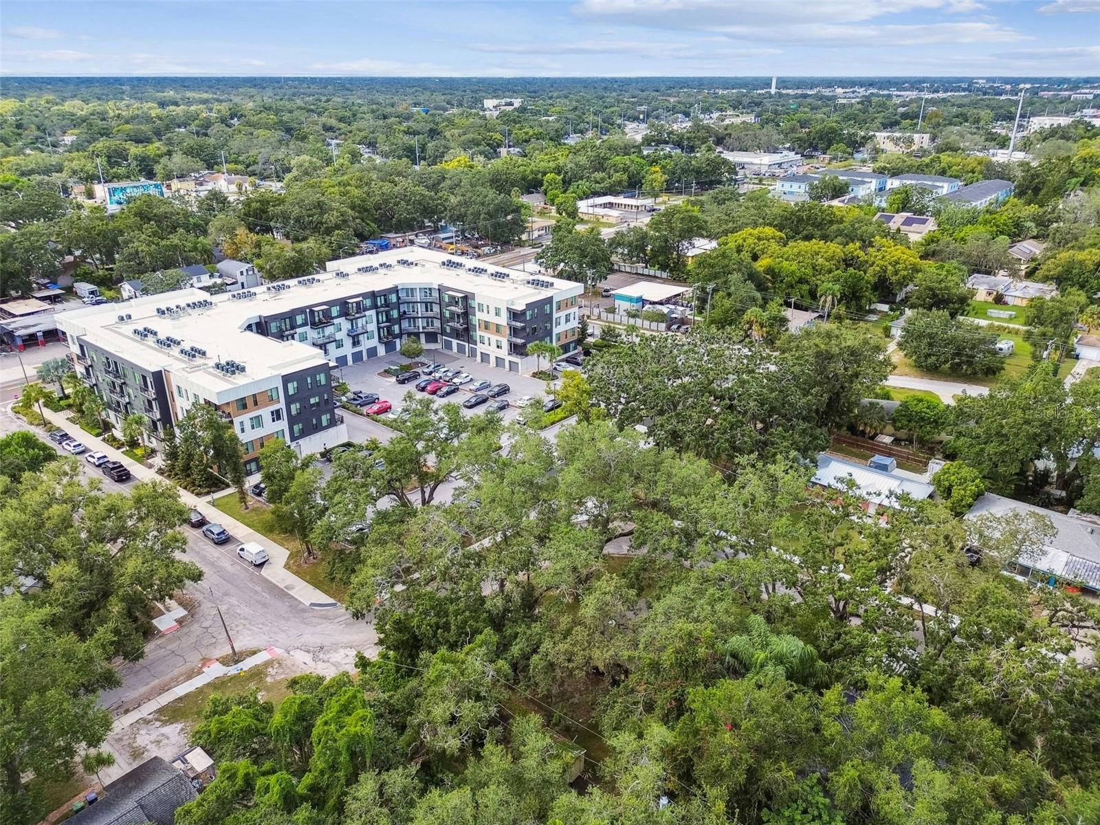 1001 E FERN ST, TAMPA, FL, 33604