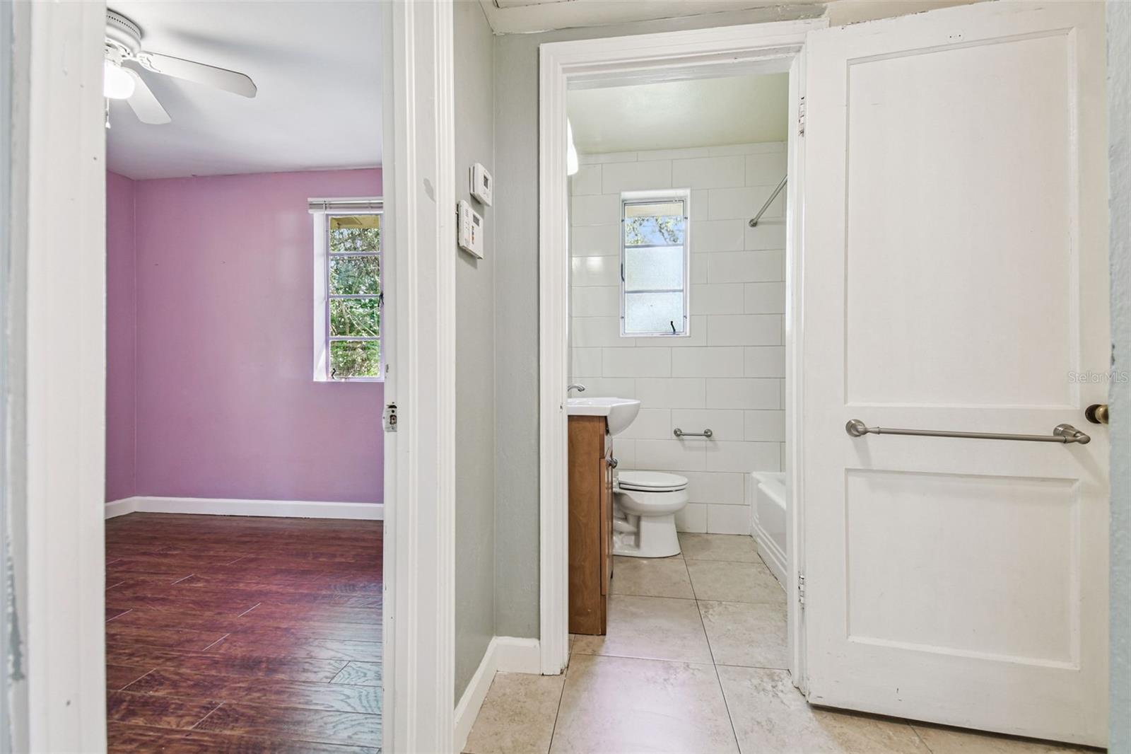 1001 E FERN ST, TAMPA, FL, 33604