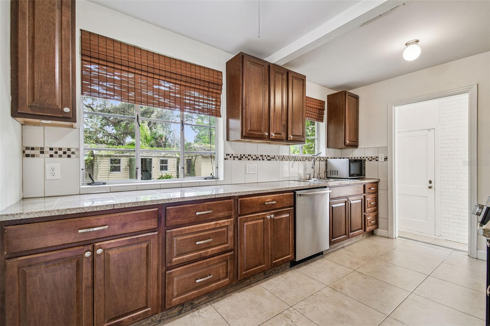 1001 E FERN ST, TAMPA, FL, 33604