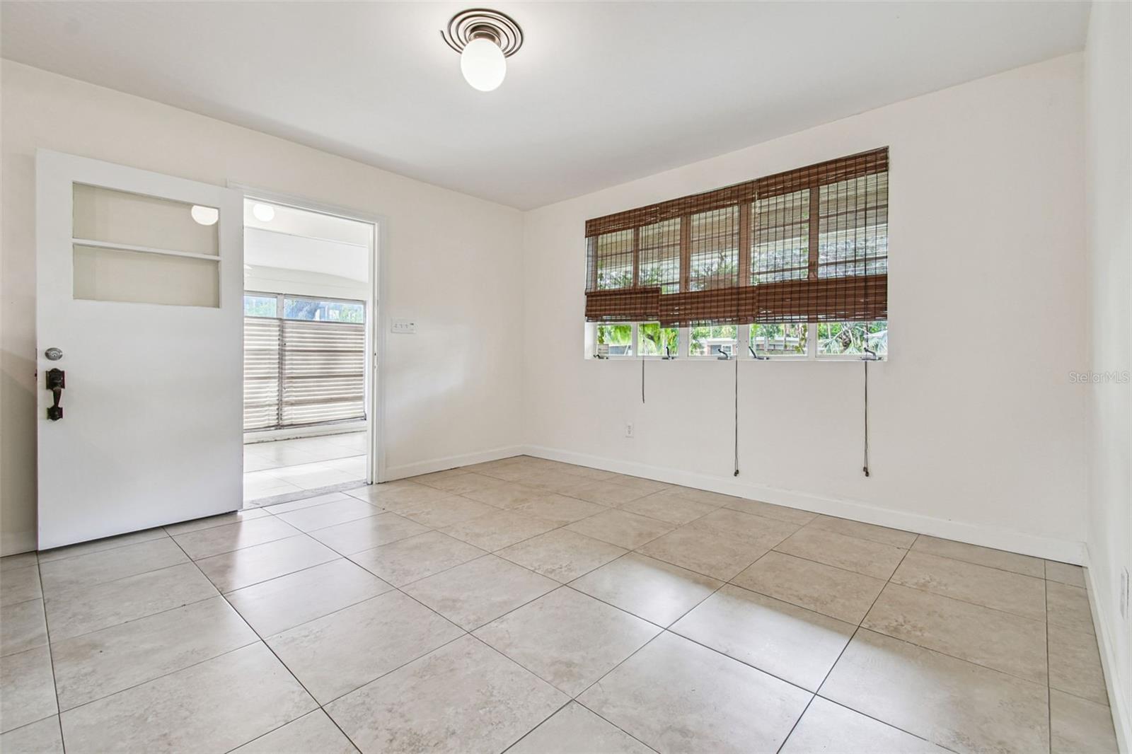 1001 E FERN ST, TAMPA, FL, 33604