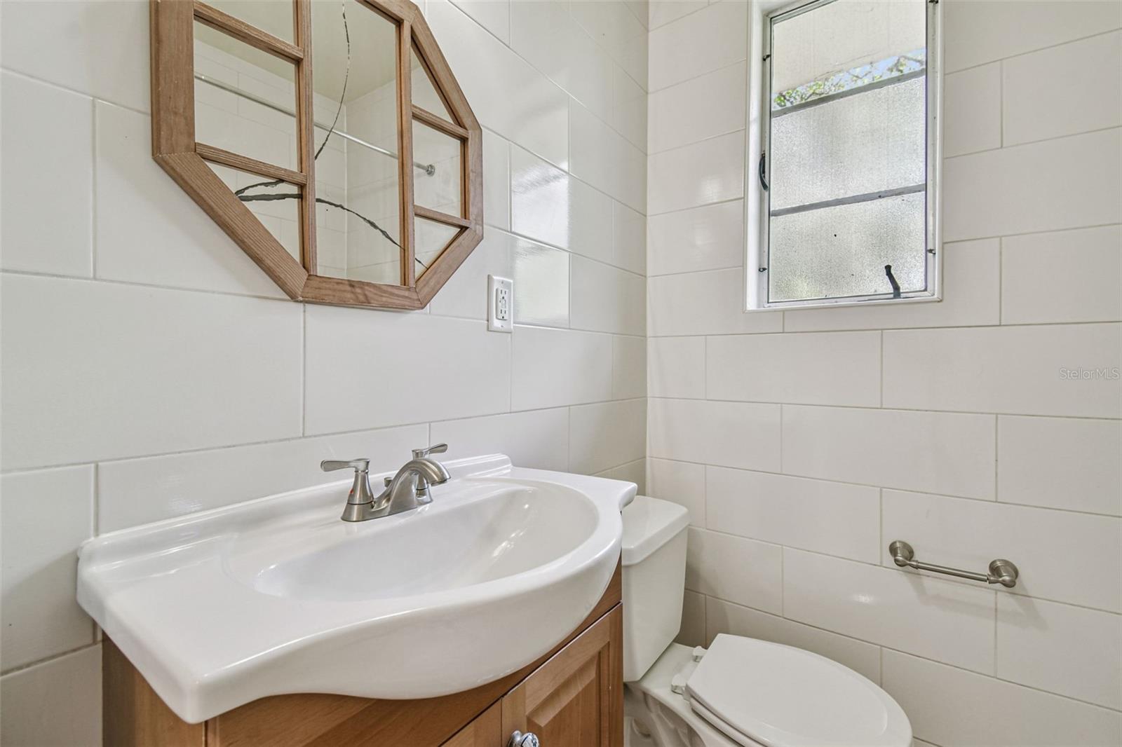 1001 E FERN ST, TAMPA, FL, 33604