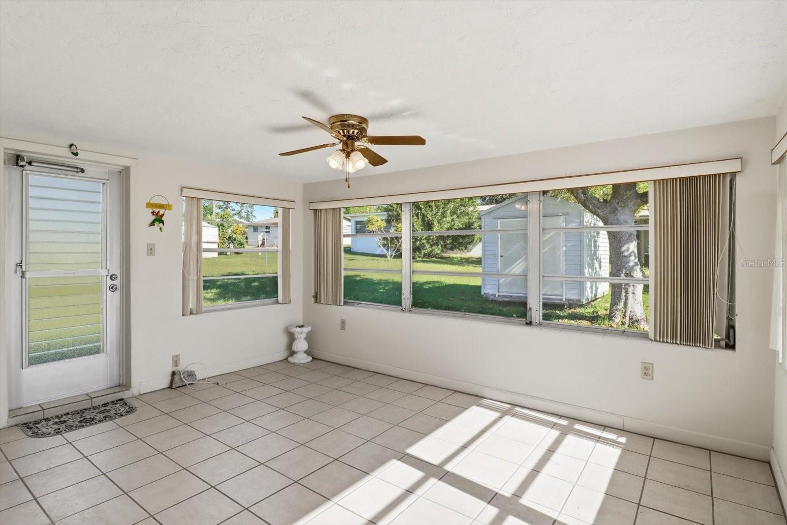 11 ROOSEVELT BLVD, BEVERLY HILLS, FL, 34465