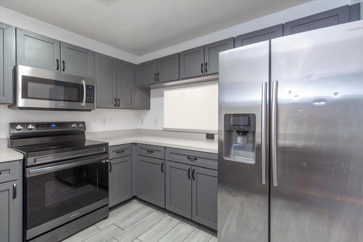 12946 TRADE PORT PL, RIVERVIEW, FL, 33579