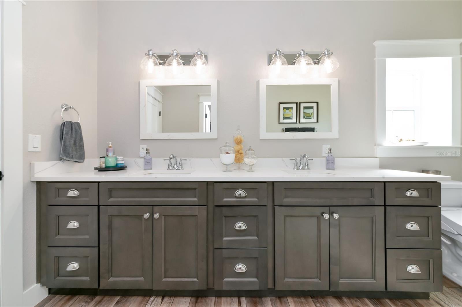 6921 245TH ST E, MYAKKA CITY, FL, 34251