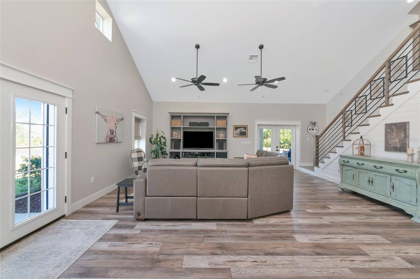 6921 245TH ST E, MYAKKA CITY, FL, 34251