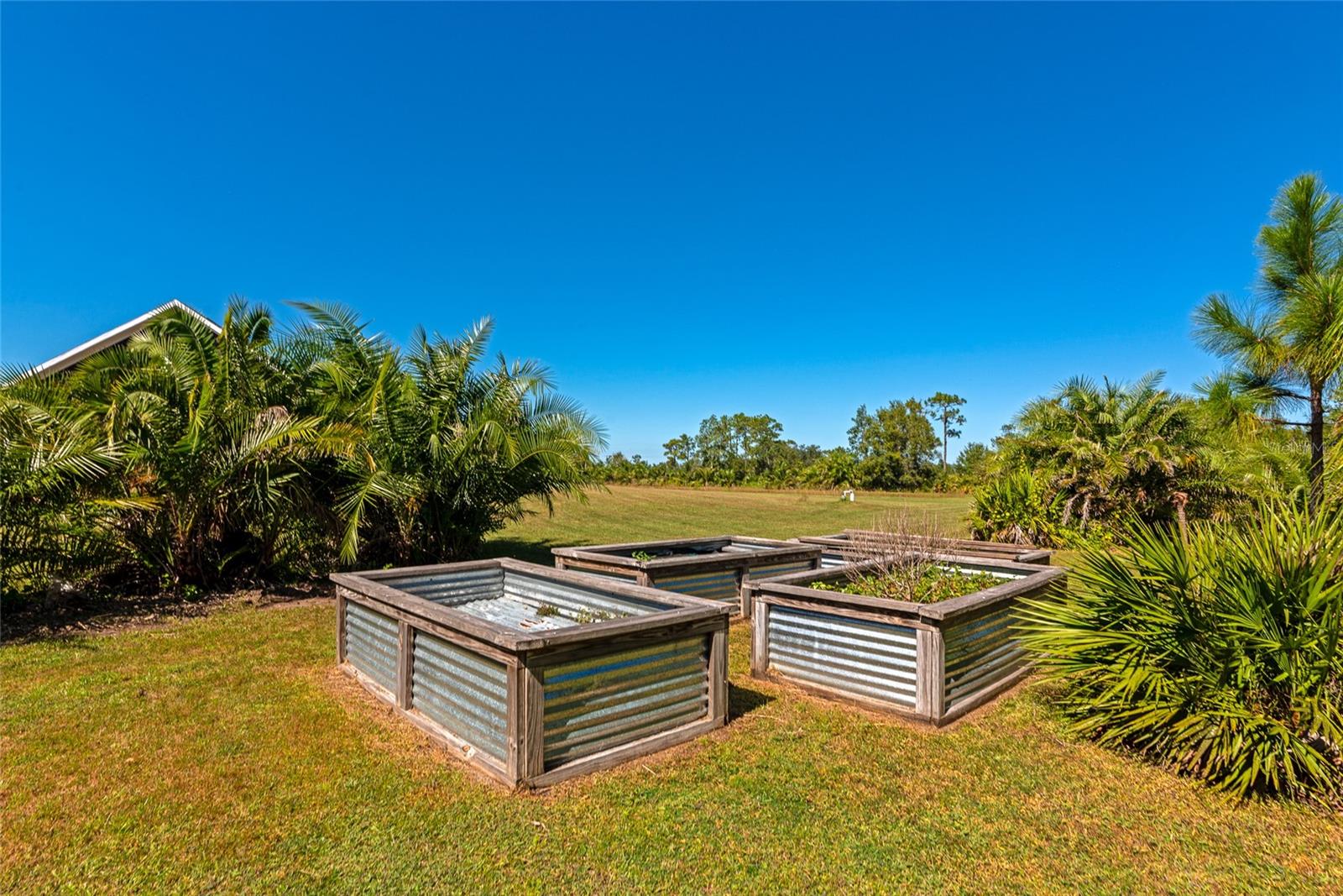 6921 245TH ST E, MYAKKA CITY, FL, 34251