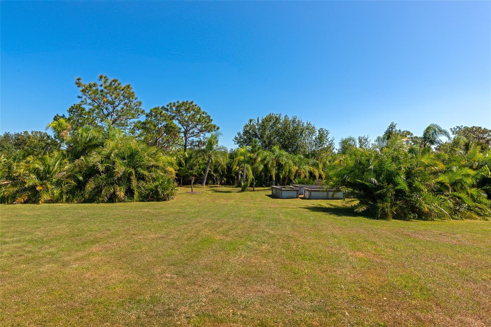 6921 245TH ST E, MYAKKA CITY, FL, 34251