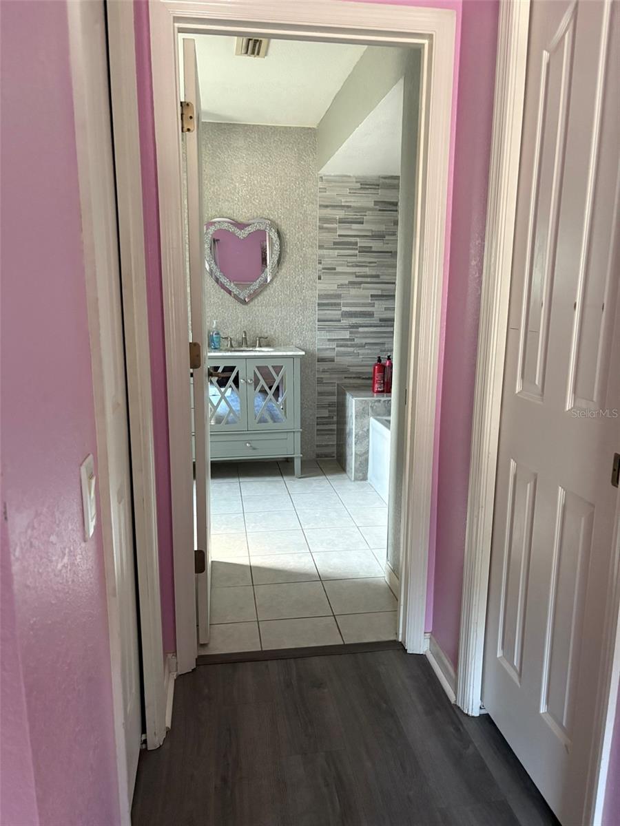 16507 CHAMBERLAIN BLVD, PORT CHARLOTTE, FL, 33954