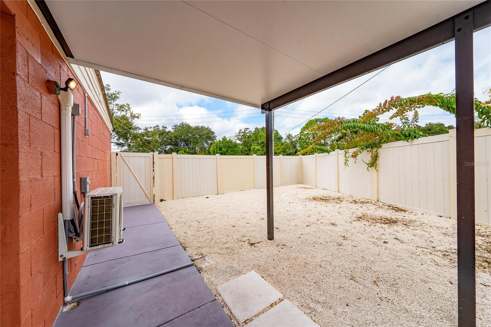 635 YUCATAN DR, ORLANDO, FL, 32807