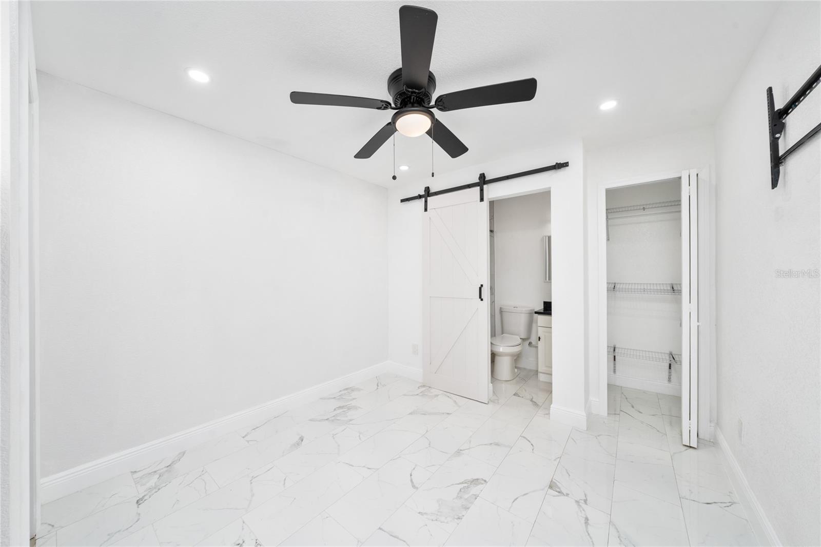 635 YUCATAN DR, ORLANDO, FL, 32807